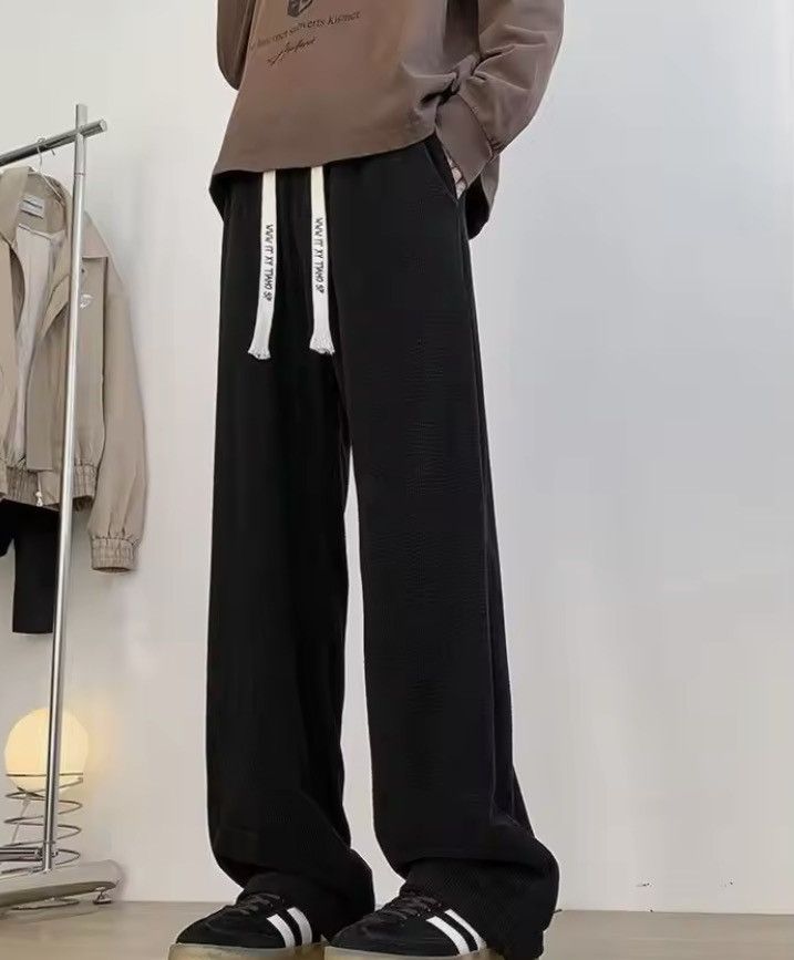 Japanese Brand Corduroy Style Sweatpants Size US 26 / EU 42 - 1 Thumbnail