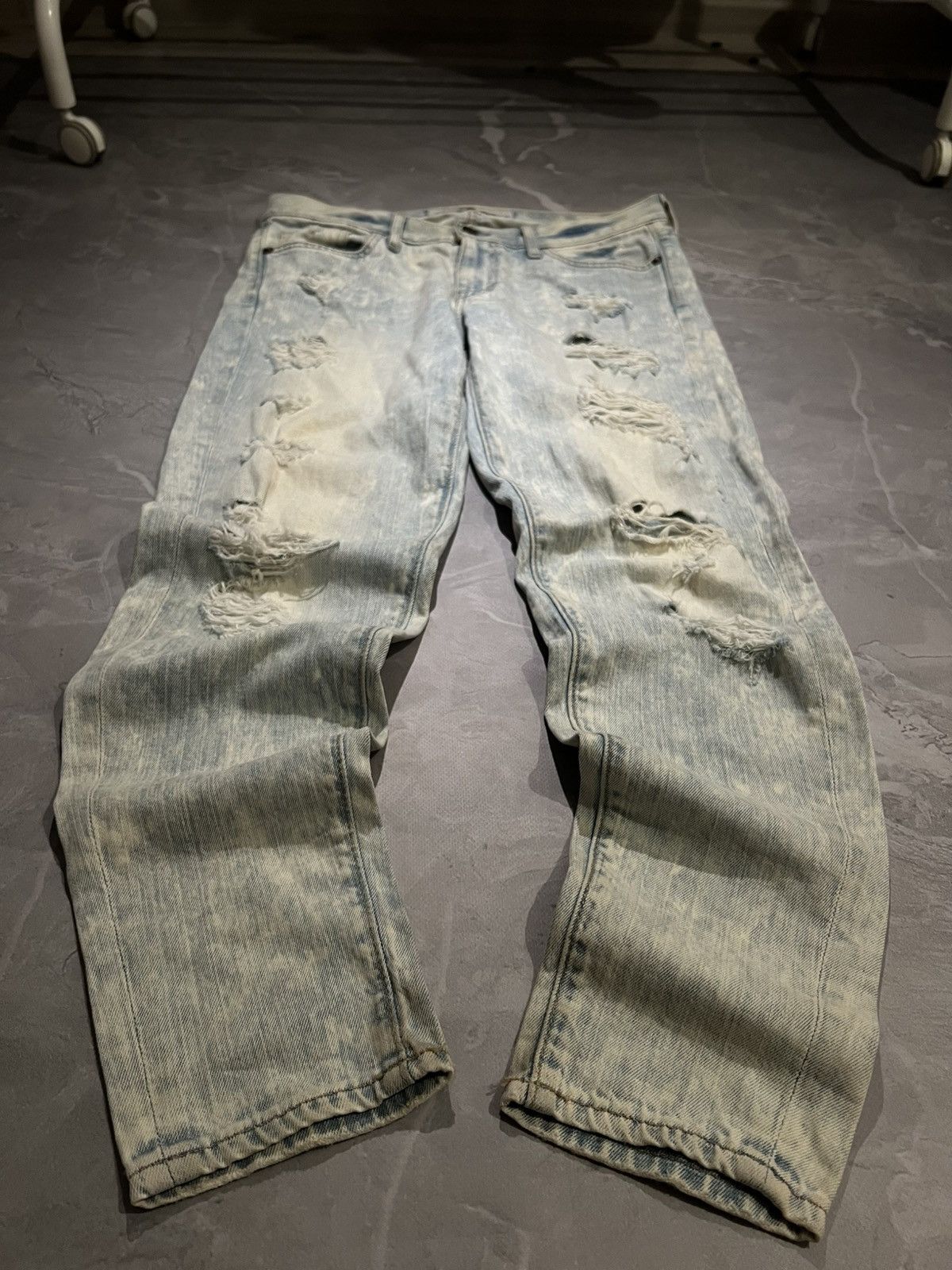 Japanese Brand Destroyed Weathered Slim Fit / Avan Garde Number Nine Style Size US 32 / EU 48 - 1 Thumbnail