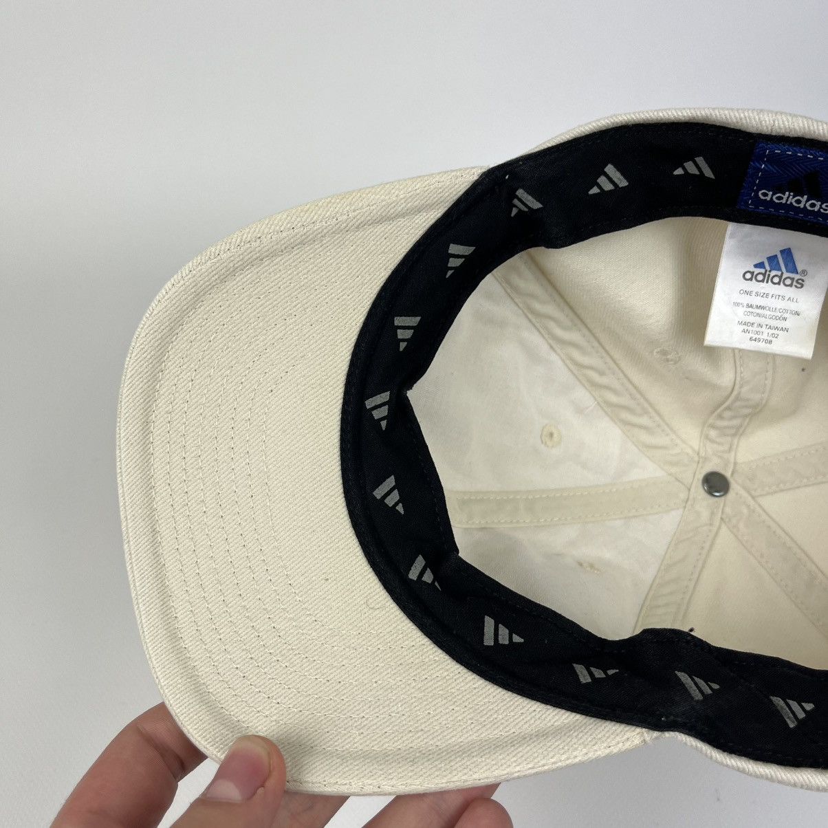 Vintage Vintage 2002 Adidas Embroidered Logo Hat Cap Made in Taiwan Size ONE SIZE - 12 Thumbnail