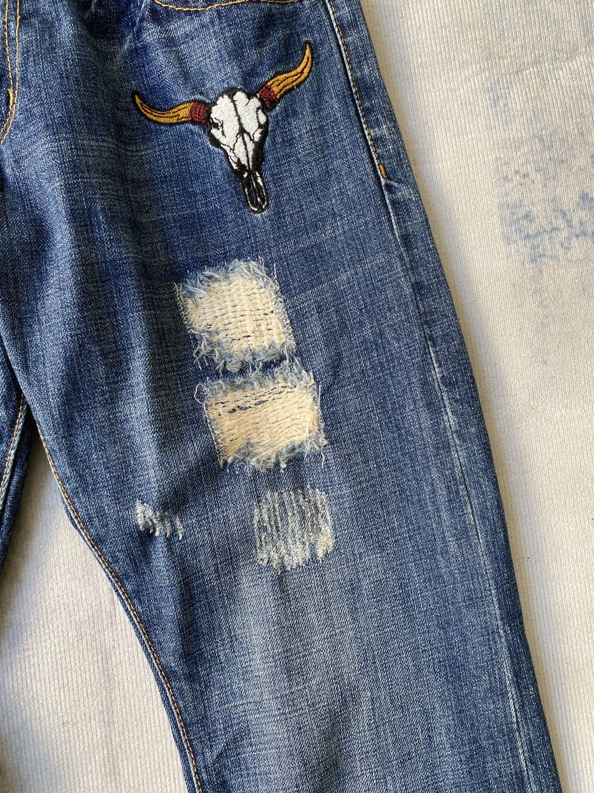 ARIZONA FREEDOM Arizona Geronimo Tribes American Indian Design Denim Size US 30 / EU 46 - 9 Thumbnail