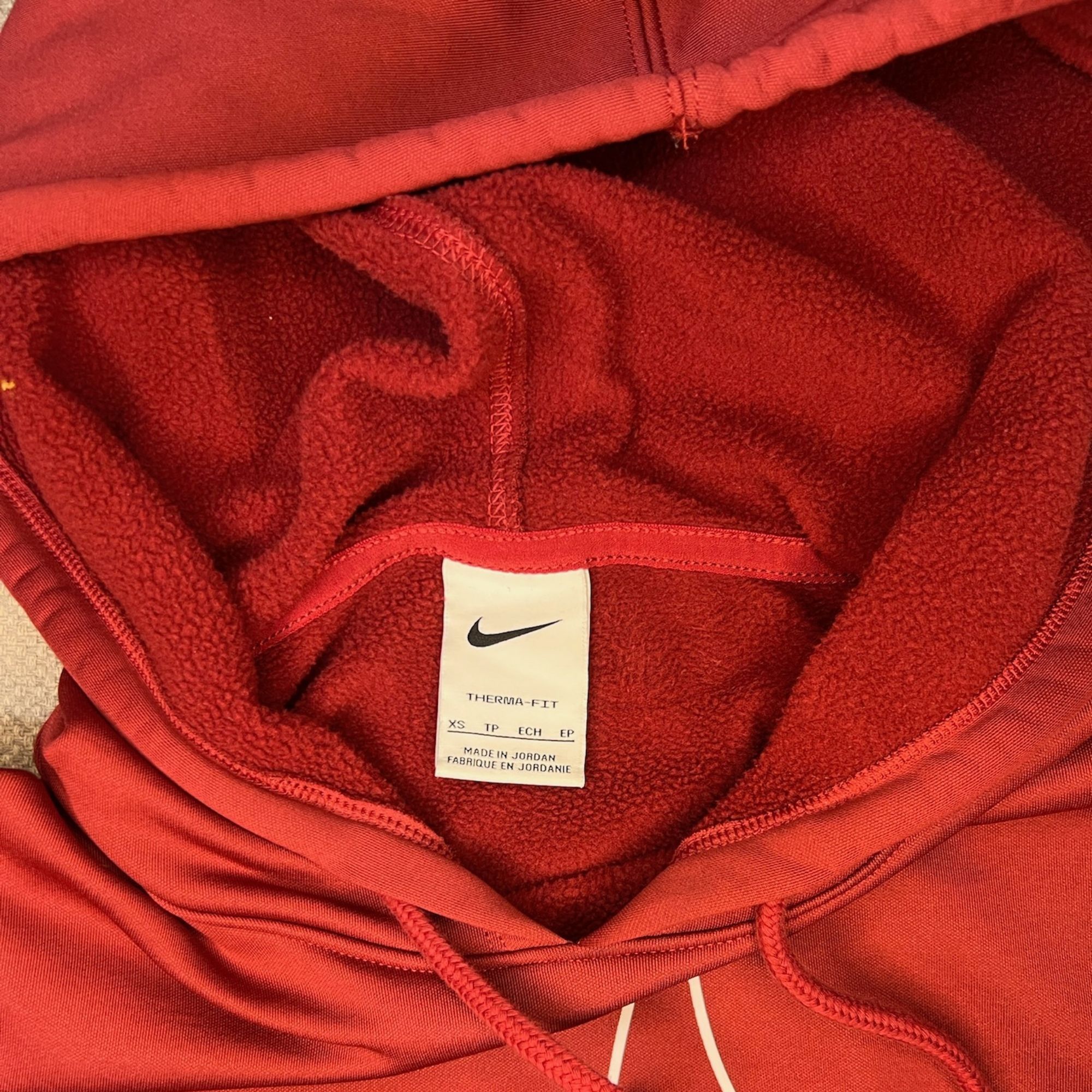 Nike Nike Therma-Fit Red Hoodie With Swoosh Logo & Drawstring Hoo Size US XS / EU 42 / 0 - 5 Thumbnail