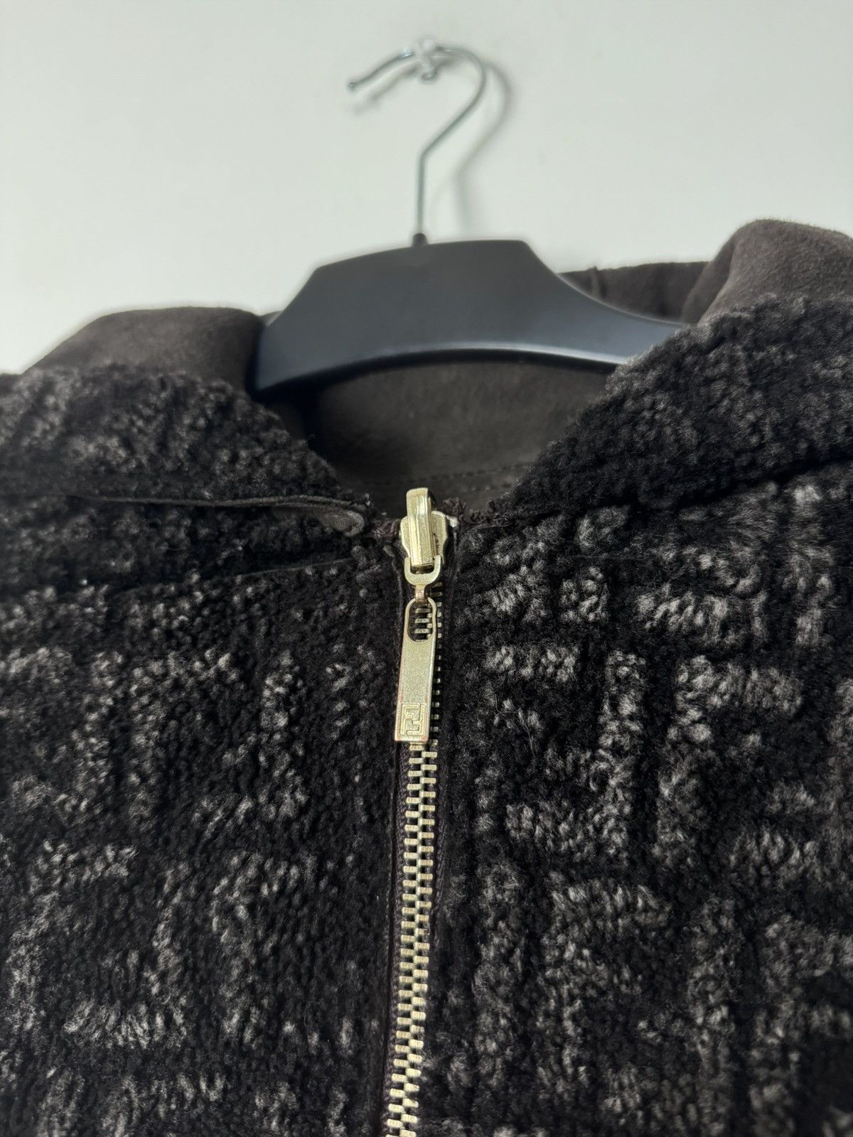 Fendi Fendi Reversible FF Monogram Shearling Hoodie Jacket Size M / US 6-8 / IT 42-44 - 6 Thumbnail