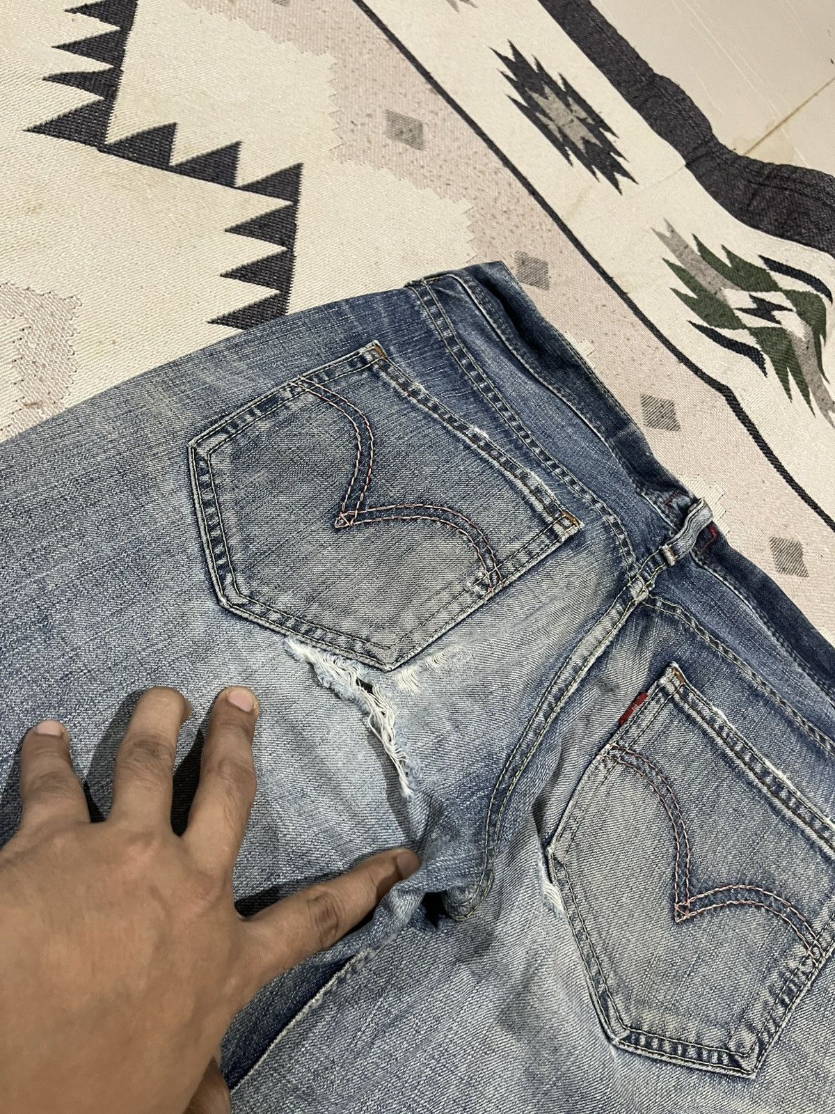 Levi's Vintage Clothing 2000s LEVIS REDLOOP JAPAN DISTRESSED FLARE JEANS RARE Size 28" / US 6 / IT 42 - 18 Thumbnail