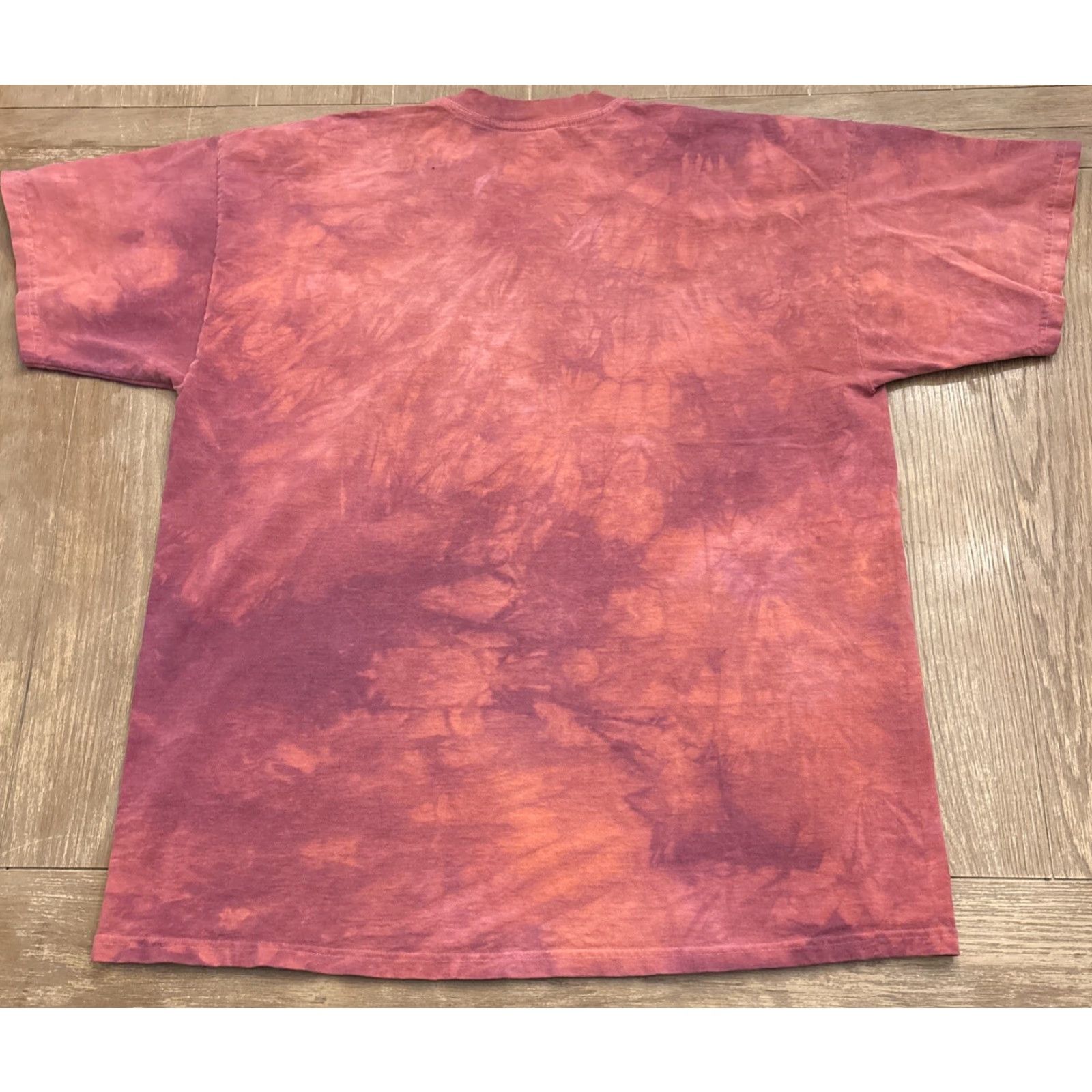 The Mountain VINTAGE The Mountain T-Shirt Bald Eagle Distressed 04 XL Men Red 2000s USA Eagles Tie Dye, Graphic Print, Short Sleeve, Cotton, Regular Fit Size US XL / EU 56 / 4 - 7 Thumbnail