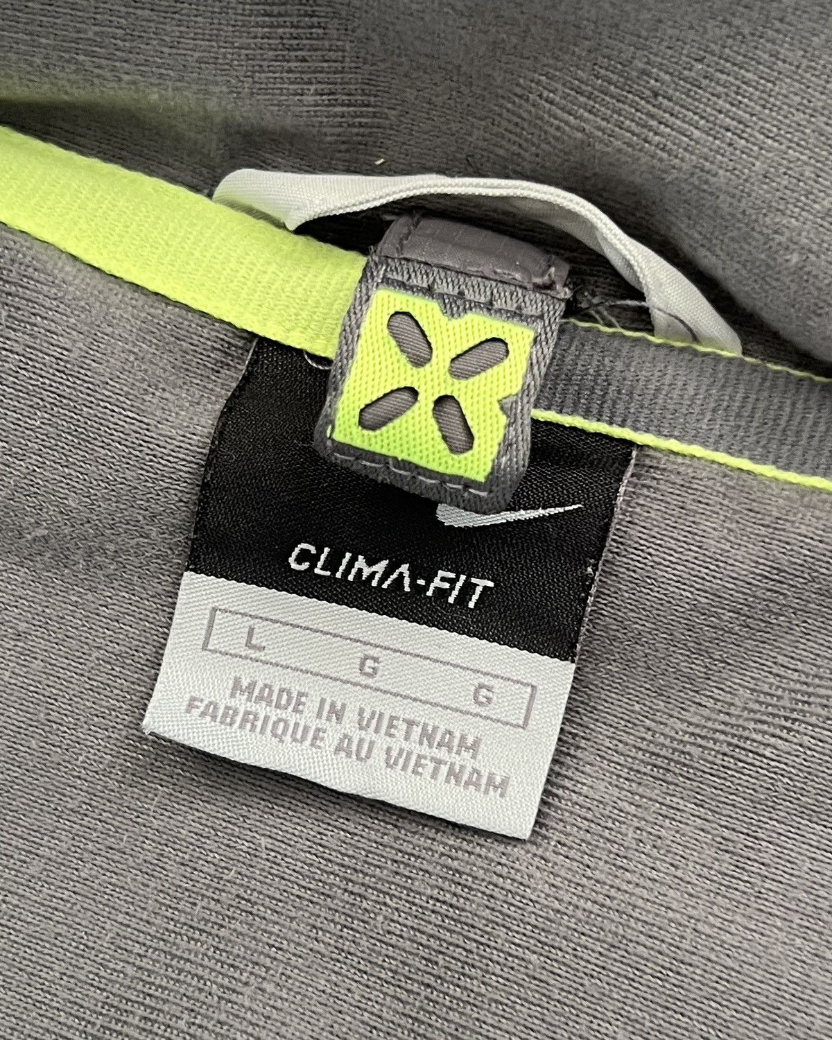 Nike Nike Clima Fit 2000s Insulated Technical Jacket Size US L / EU 52-54 / 3 - 5 Thumbnail
