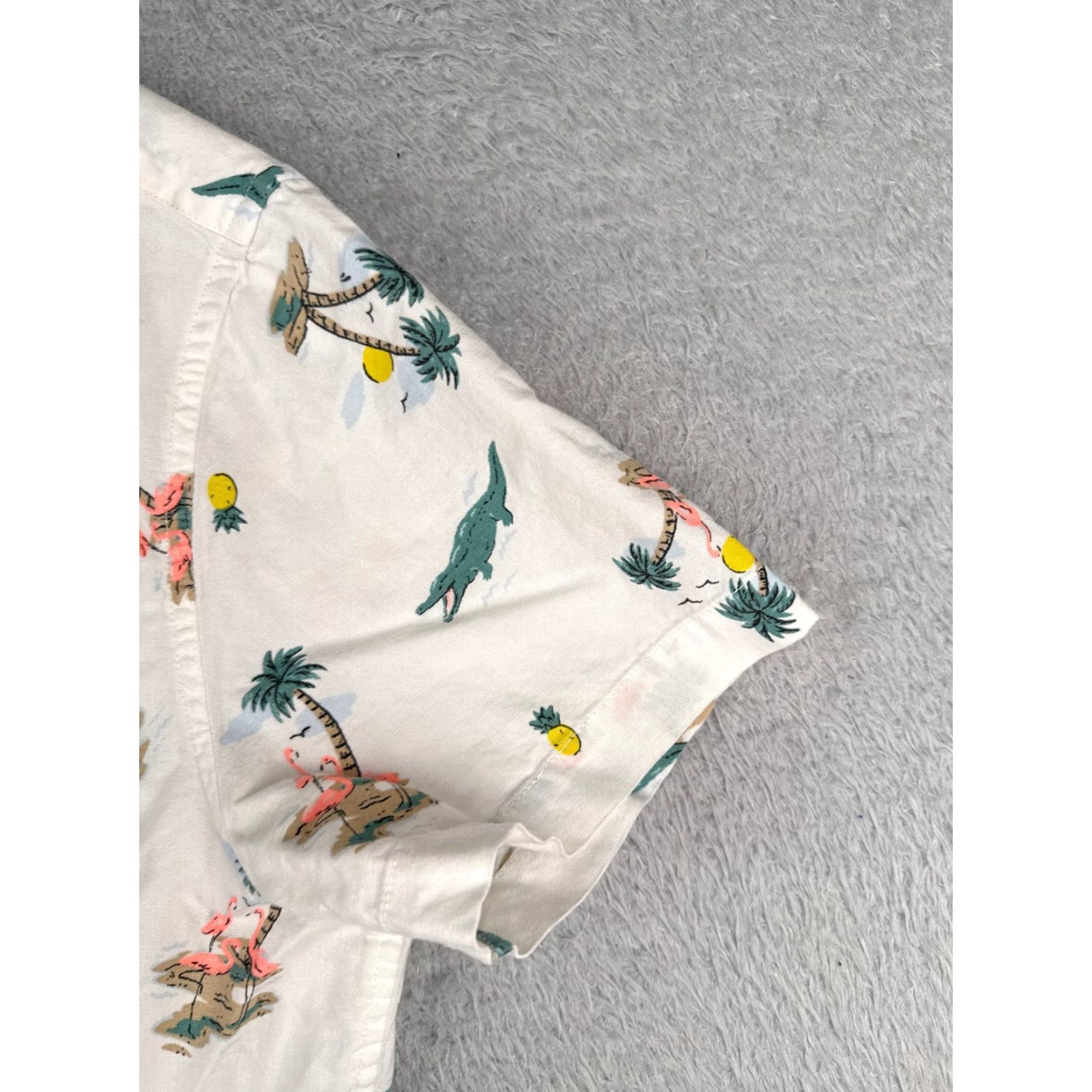 American Eagle Outfitters VINTAGE American Eagle Shirt Adult Medium White Hawaiian Pineapple Flamingo Croc 100% Cotton Mens Size US M / EU 48-50 / 2 - 2 Thumbnail