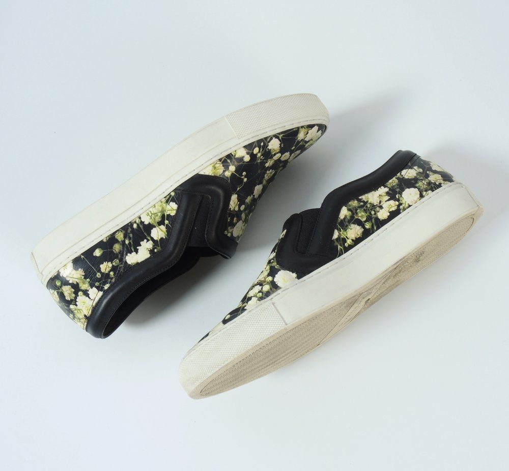image of Givenchy O1Smst1Ft0424 Floral Slip-On In Black Shoes, Women's (Size 7)