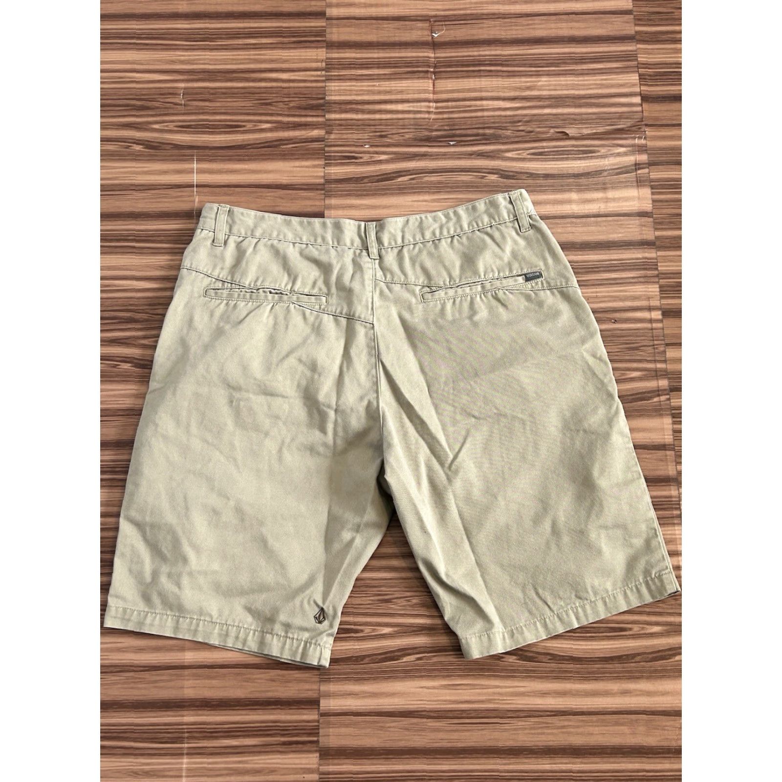 Volcom Volcom Mens Flat Front Shorts Chino 36 Beige Tan 2 Front 2 Back Pockets Belt Loops Zip Button Casual Everyday Spring Summer Fall Mens Size US 36 / EU 52 - 2 Thumbnail
