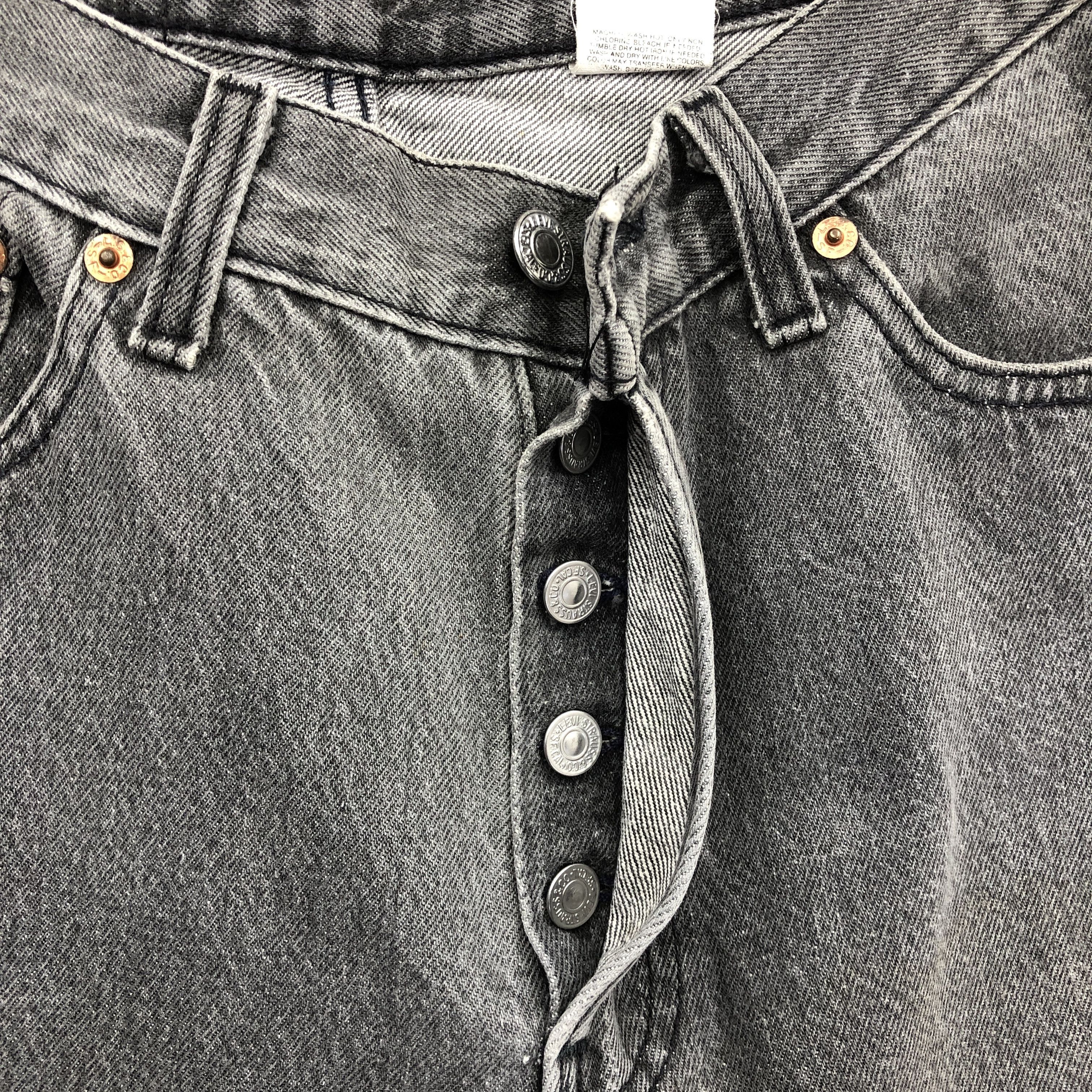Levi's Vintage Levis 501 Faded Black Jeans Levi's Ash Gray Denim Size 24" / US 00 / IT 34 - 6 Thumbnail