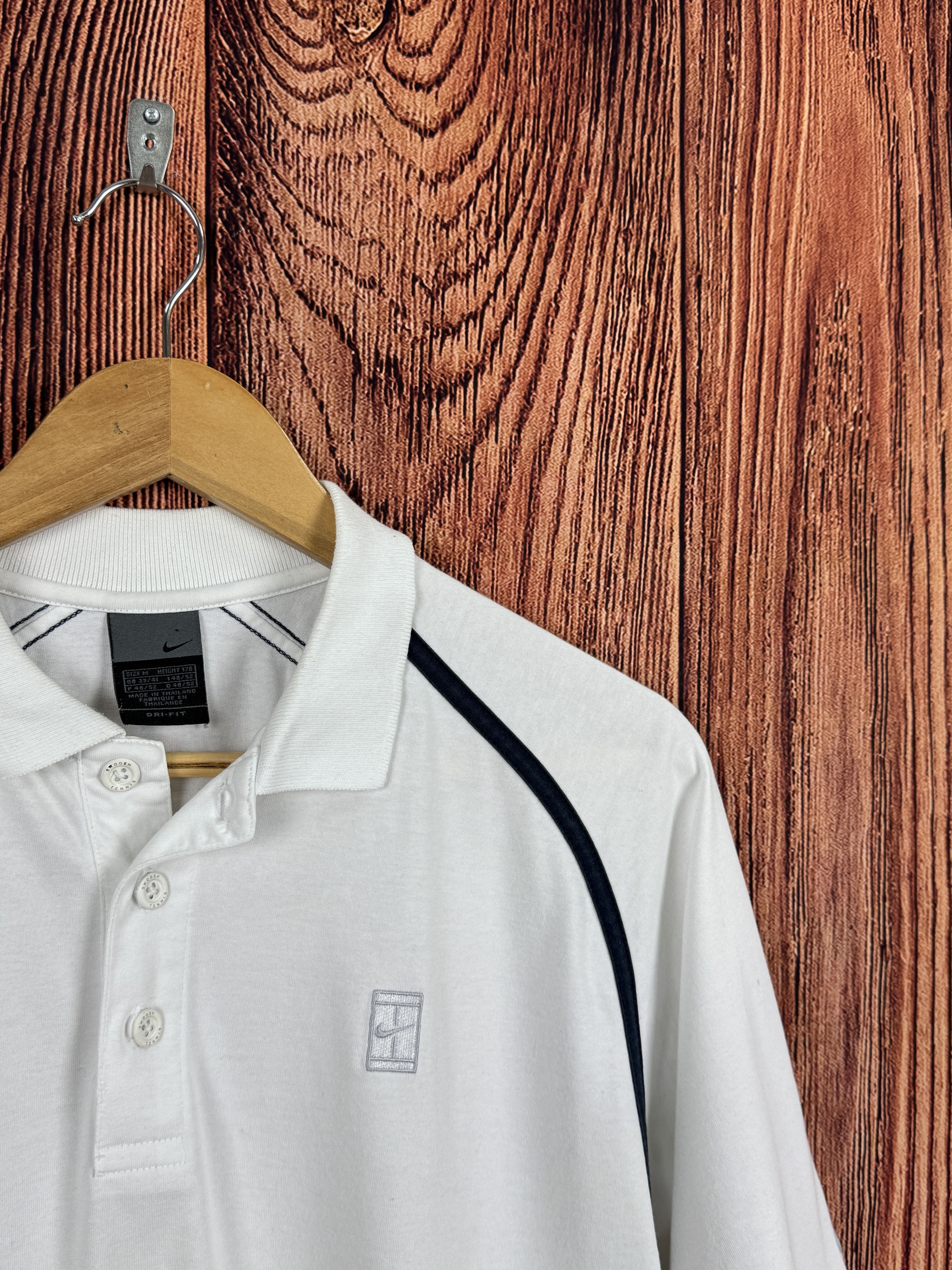 Nike Vintage NIKE Tennis Court White Polo Dri-Fit T Shirt Size US M / EU 48-50 / 2 - 3 Thumbnail