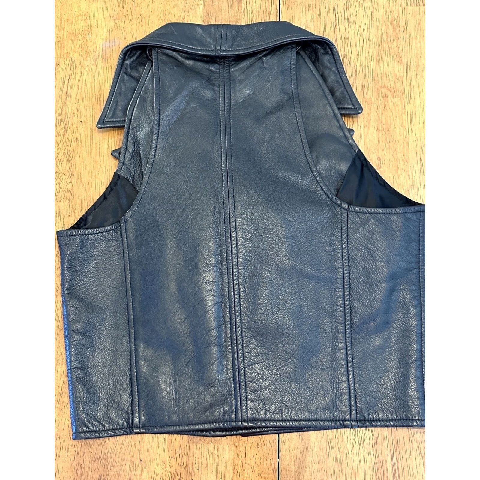 Vintage VINTAGE Armenta Leather Biker Vest Full Zip Black Medium Made In USA 80s Womens Size M / US 6-8 / IT 42-44 - 4 Thumbnail