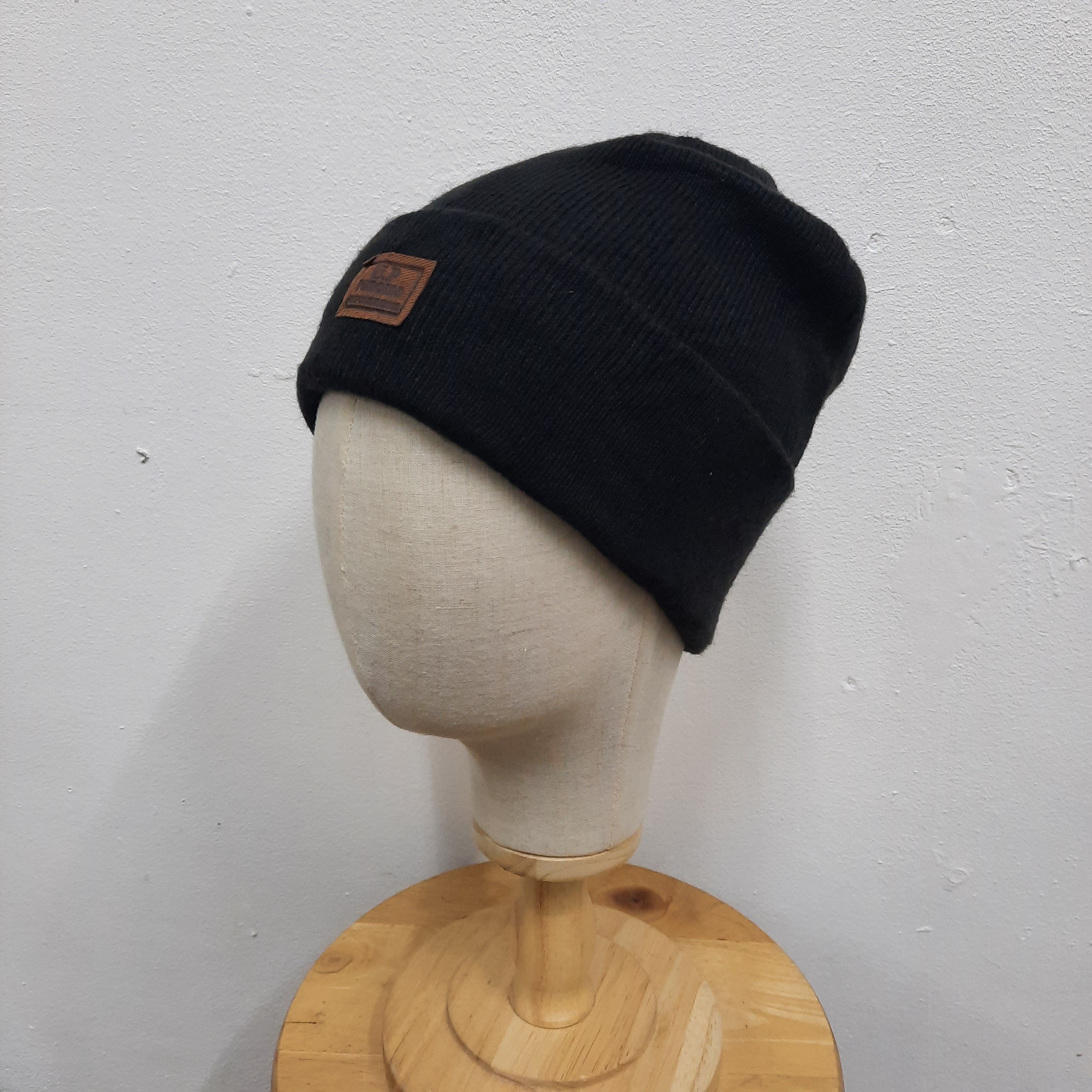 Renoma 👑 Up renoma patch logo beanie hat Size ONE SIZE - 2 Thumbnail