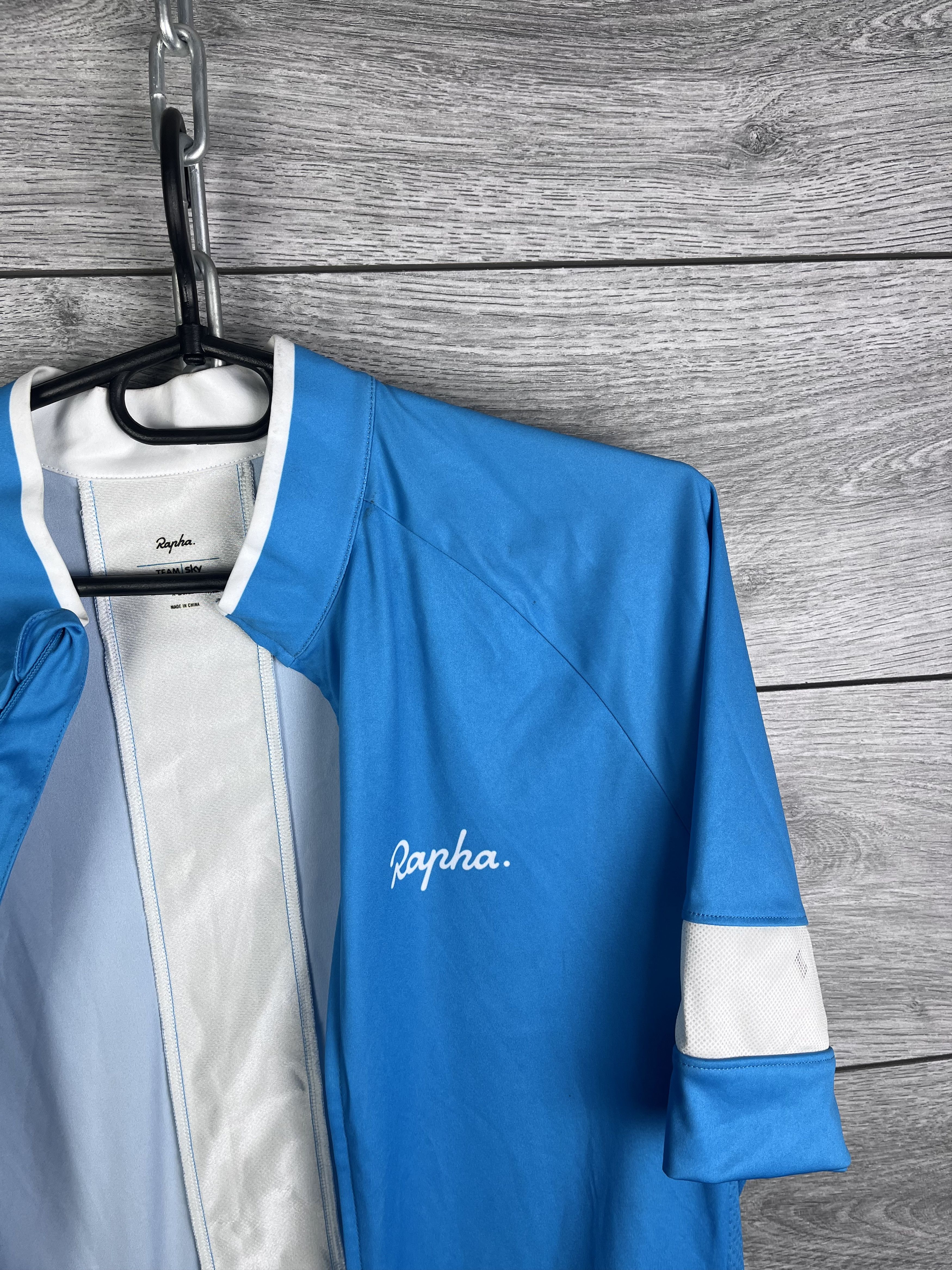Rapha Men's cycling t-shirt Rapha team SKY size Xl Training jersey Size US XL / EU 56 / 4 - 3 Thumbnail