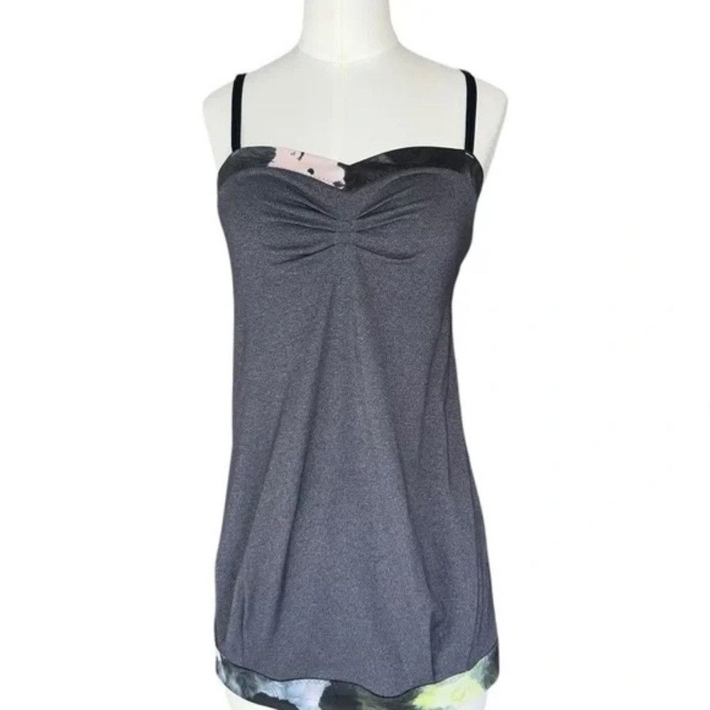 Lululemon Lululemon Pure Focus Tank Size 6 Citron Tinted Canvas gray Size S / US 4 / IT 40 - 5 Thumbnail