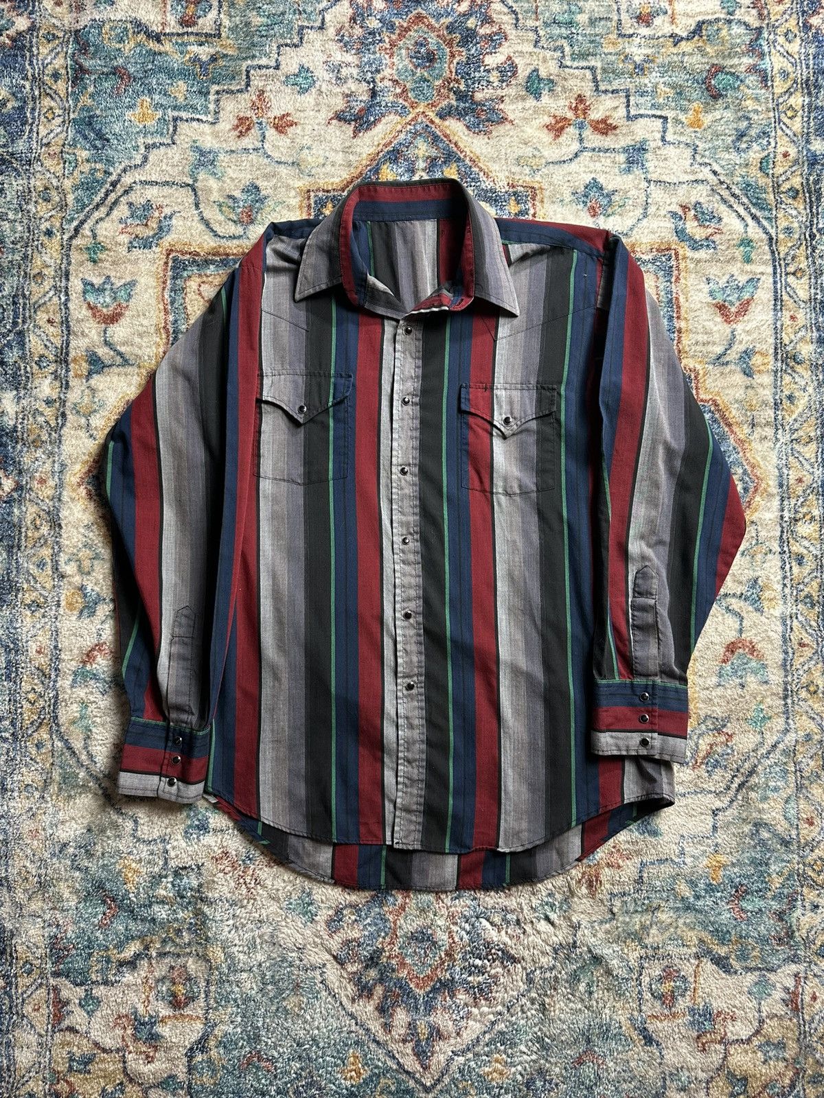 Vintage Vintage 1980s Striped Pearl Snap Shirt Size XL Size US XL / EU 56 / 4 - 1 Thumbnail