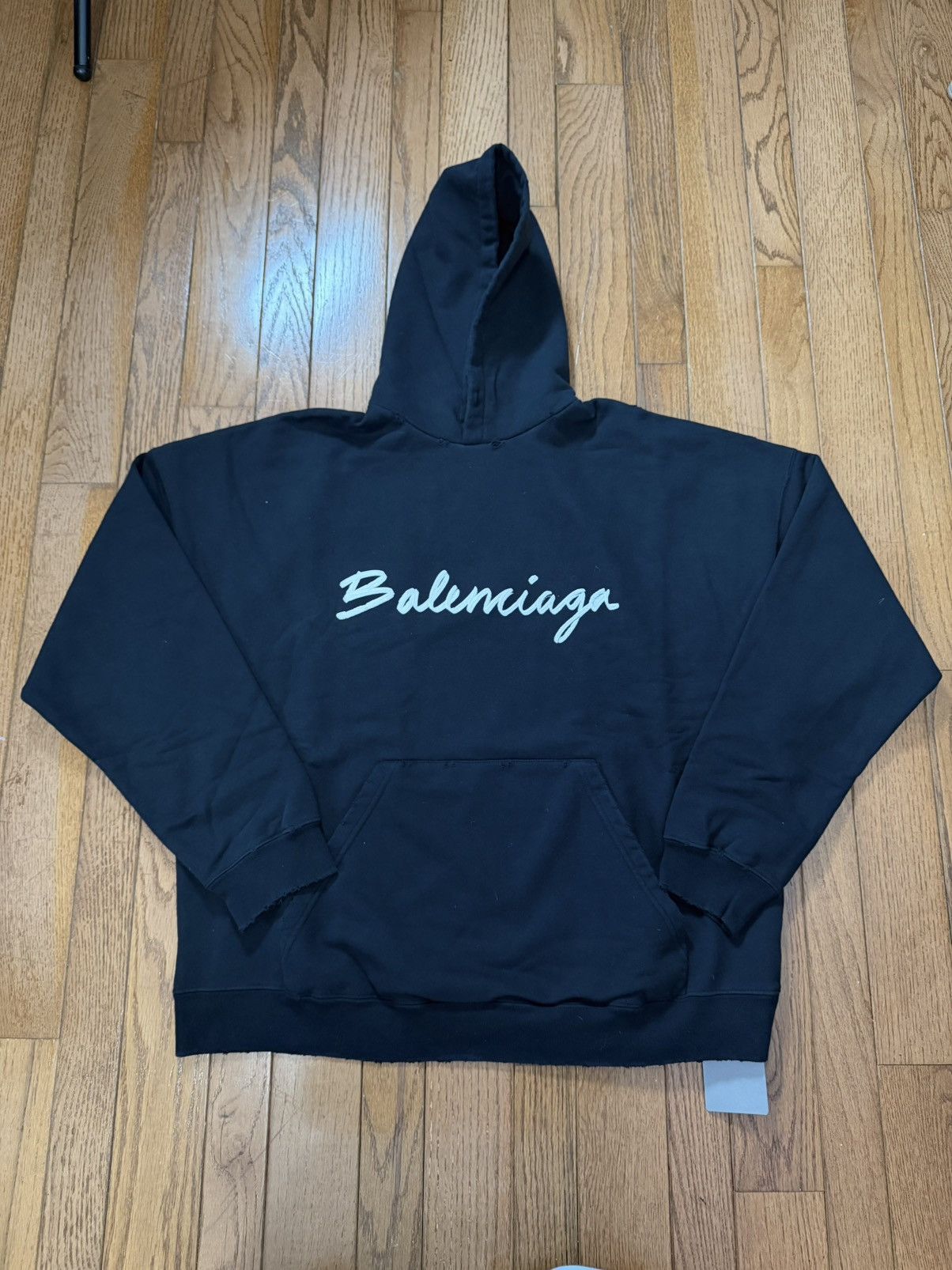 Balenciaga Balenciaga Hand painted hoodie Size US M / EU 48-50 / 2 - 1 Thumbnail