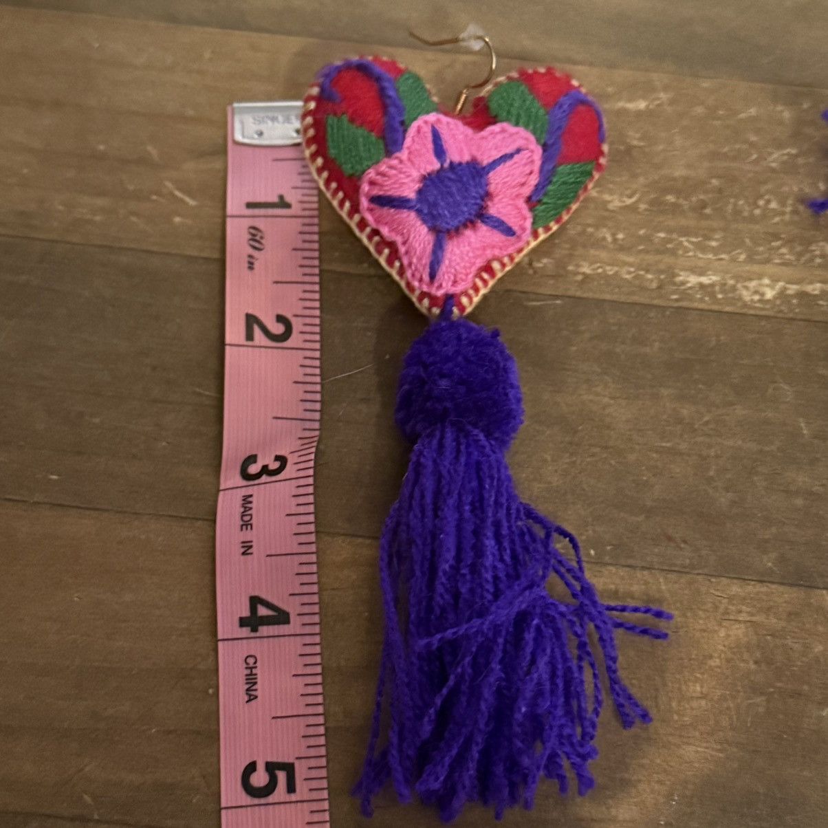 Other Colorful embroidered heart tassel earrings Size ONE SIZE - 4 Thumbnail