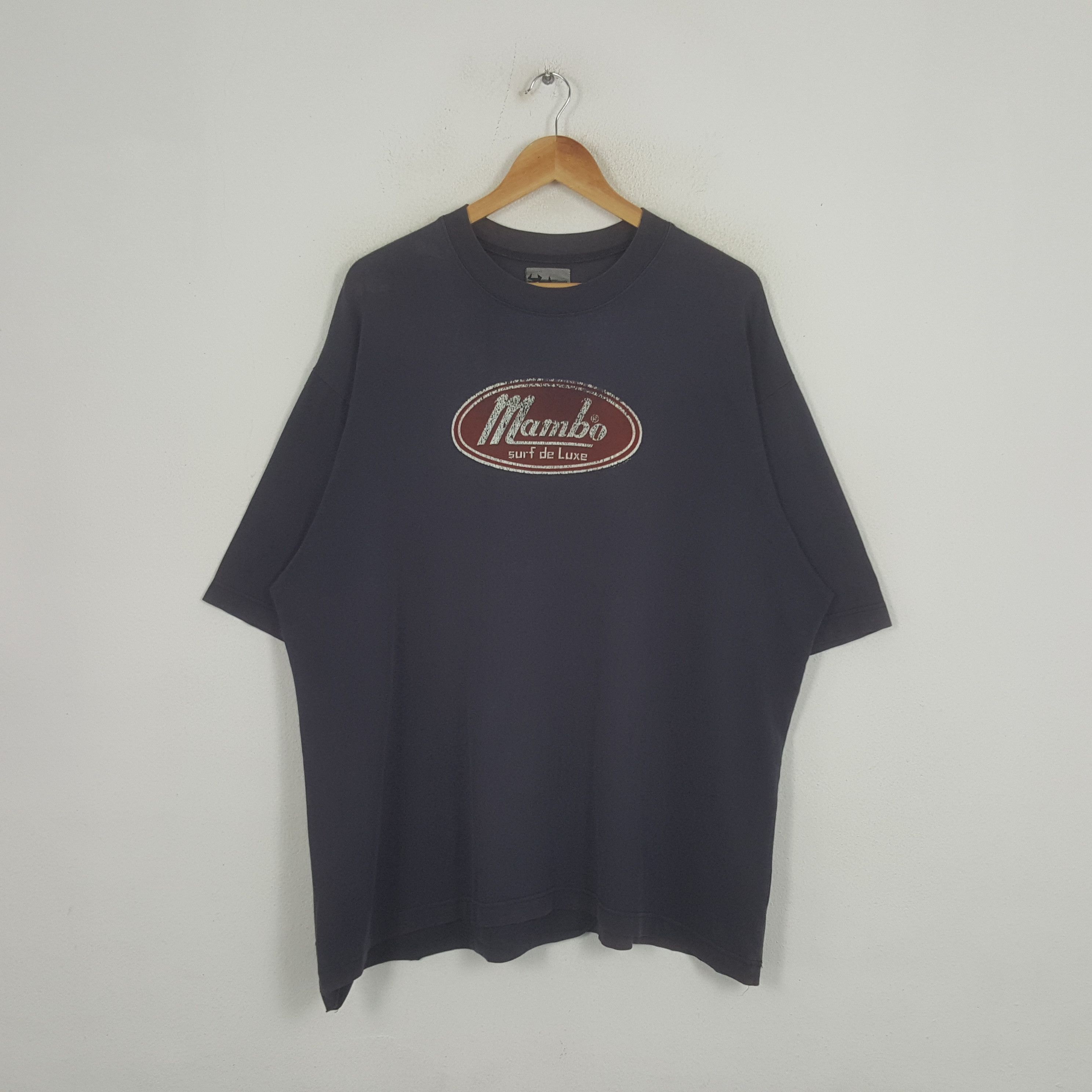 Vintage Mambo Australia Brand Surfing Distressed Tshirt