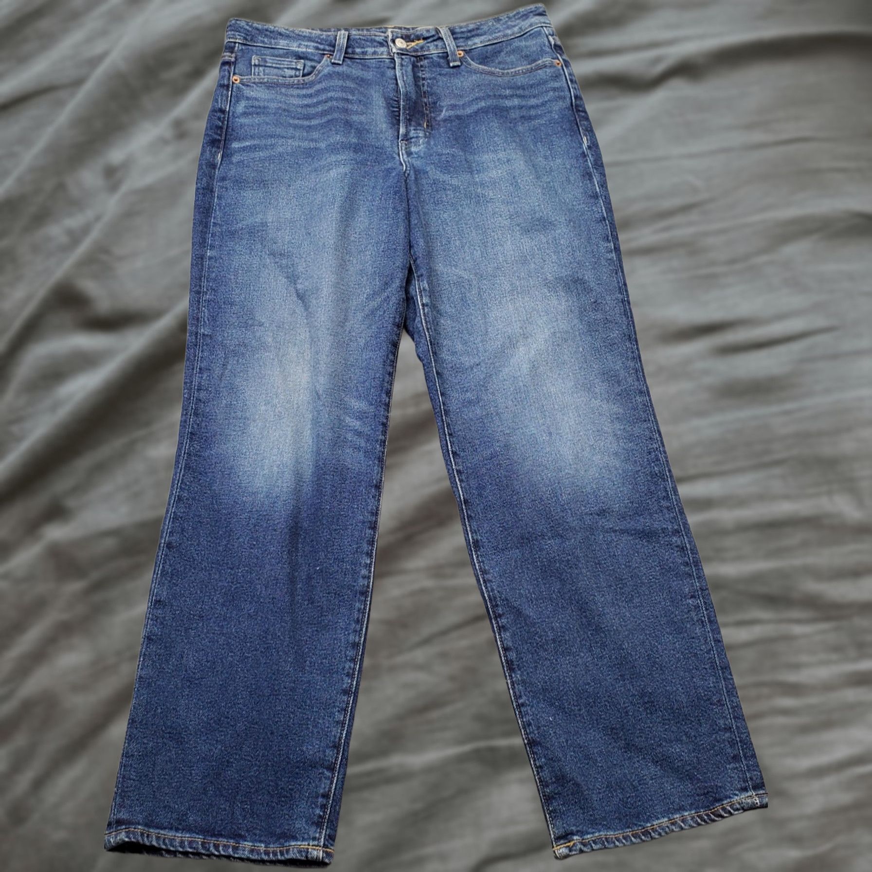 Old Navy Old Navy Jeans Womens 10 Blue Denim Relaxed Straight High-Rise 5-Pocket Pockets Denim Jeans Womens 10 XL? Size 32" / US 10 / IT 46 - 1 Thumbnail