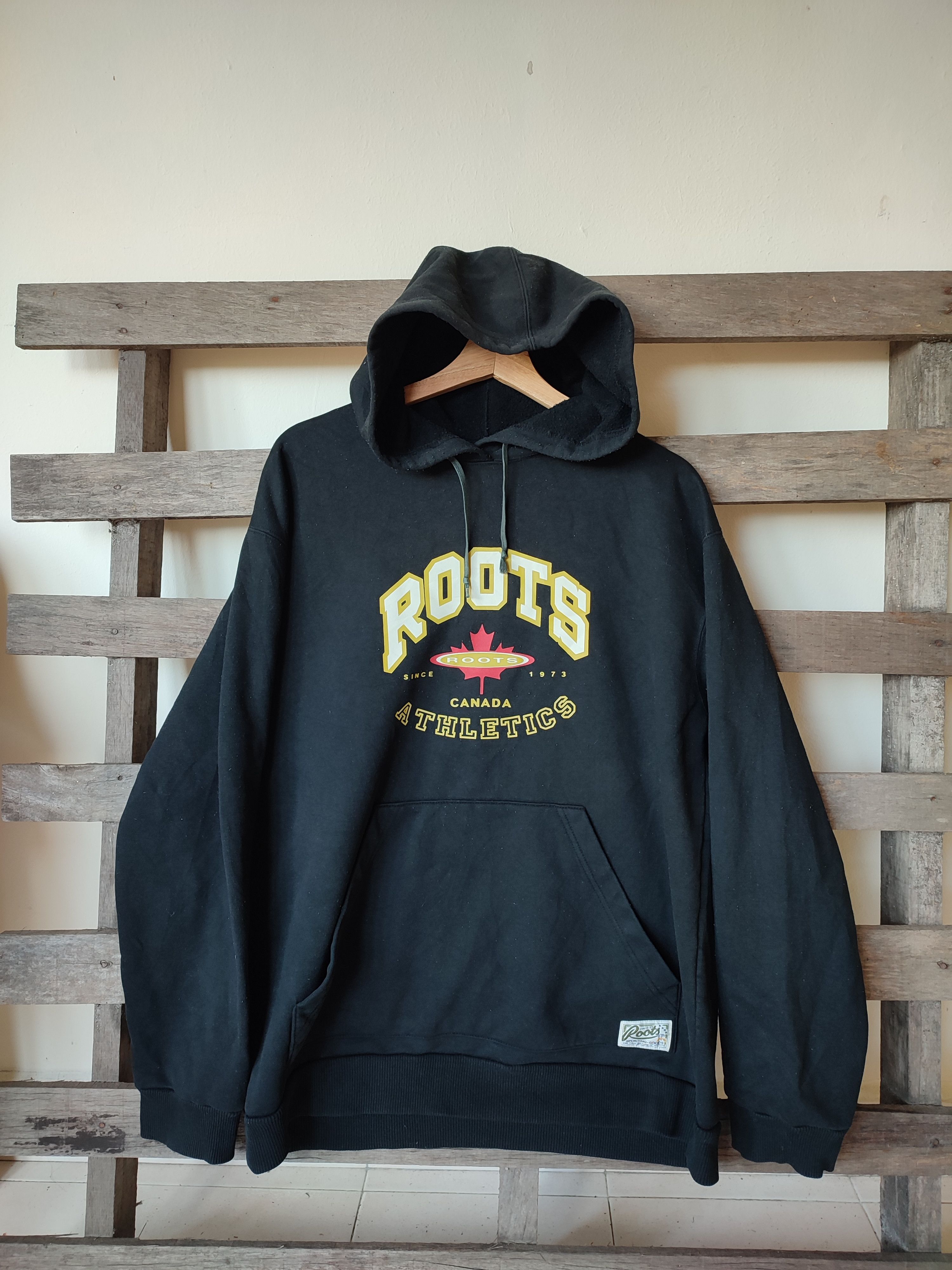 image of Vintage Roots Canada The True Nature Of Sports in Black, Men's (Size Large)