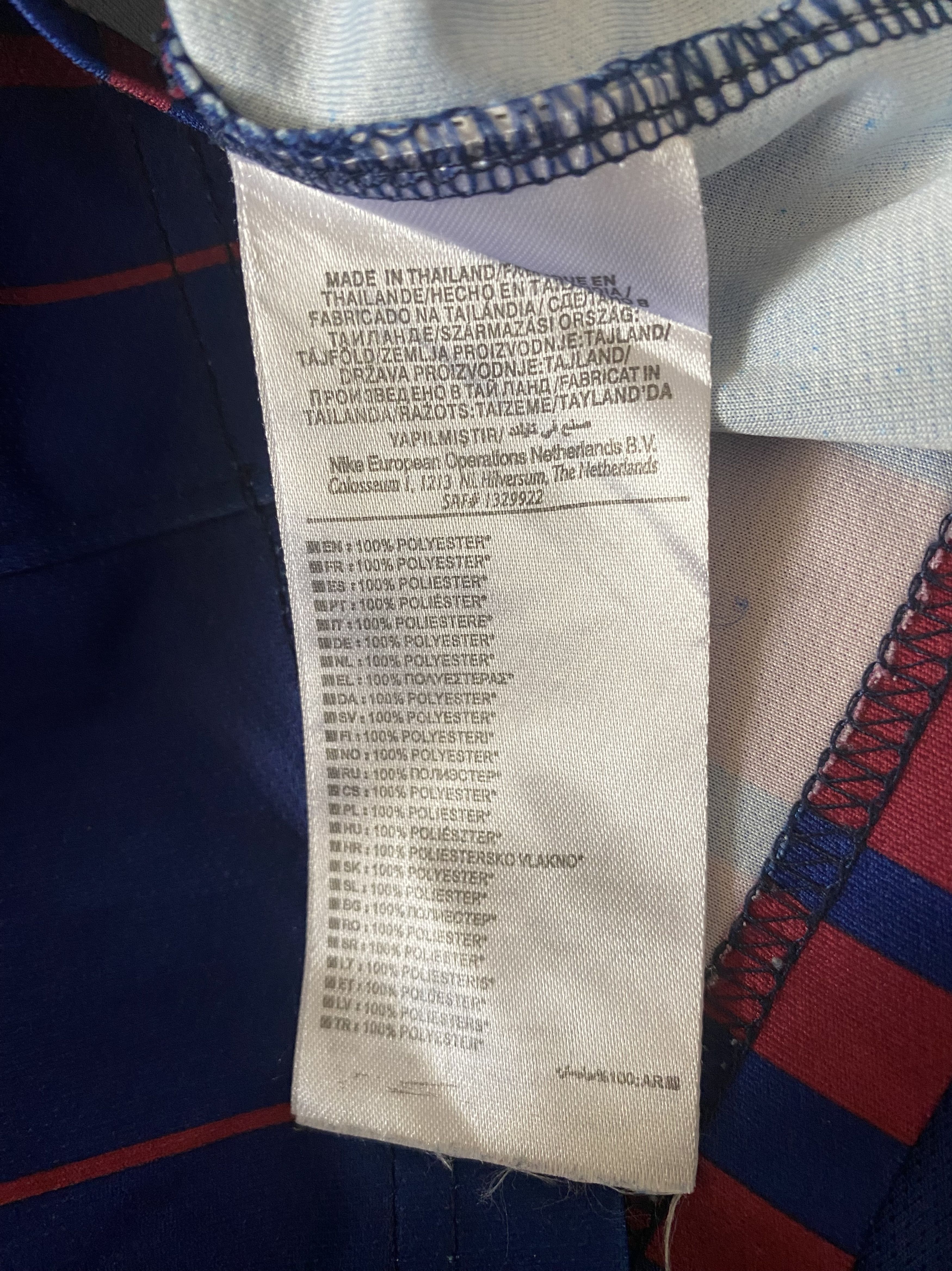 Nike F.C. BARCELONA #10 MESSI 2017 - 2018 Nike children - UNIQUE Size US XXS / EU 40 - 4 Thumbnail