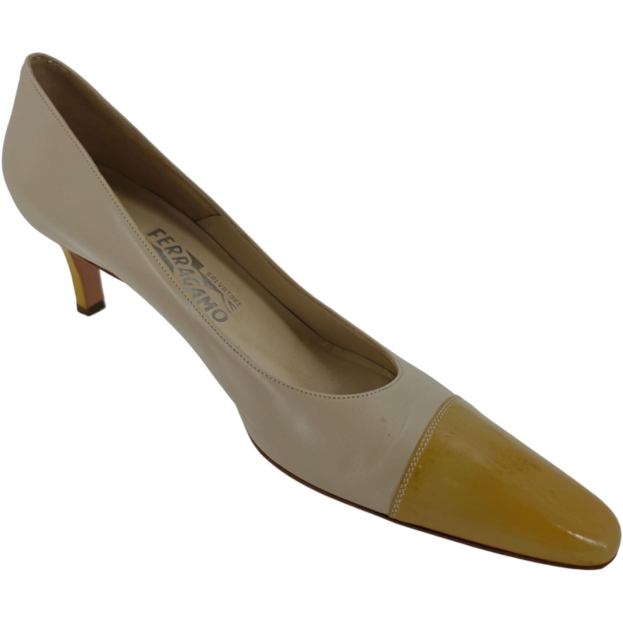 Salvatore Ferragamo Salvatore Ferragamo Italy Beige Yellow Leather Dress Shoes Size US 8.5 / IT 38.5 - 2 Thumbnail