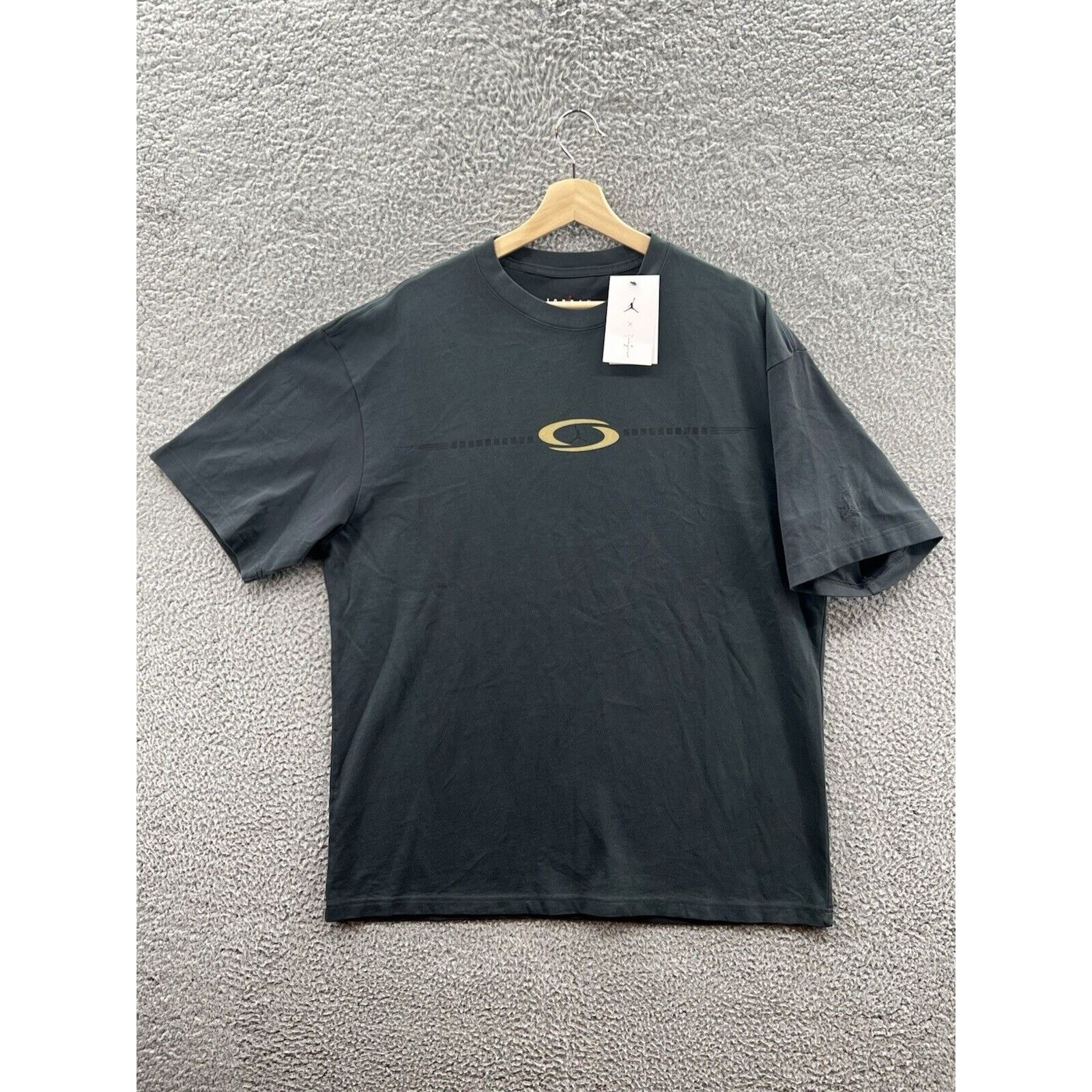 Jordan Brand Nike Jordan Travis Scott T-Shirt Black Size Large DZ5510-070 Size US L / EU 52-54 / 3 - 1 Thumbnail