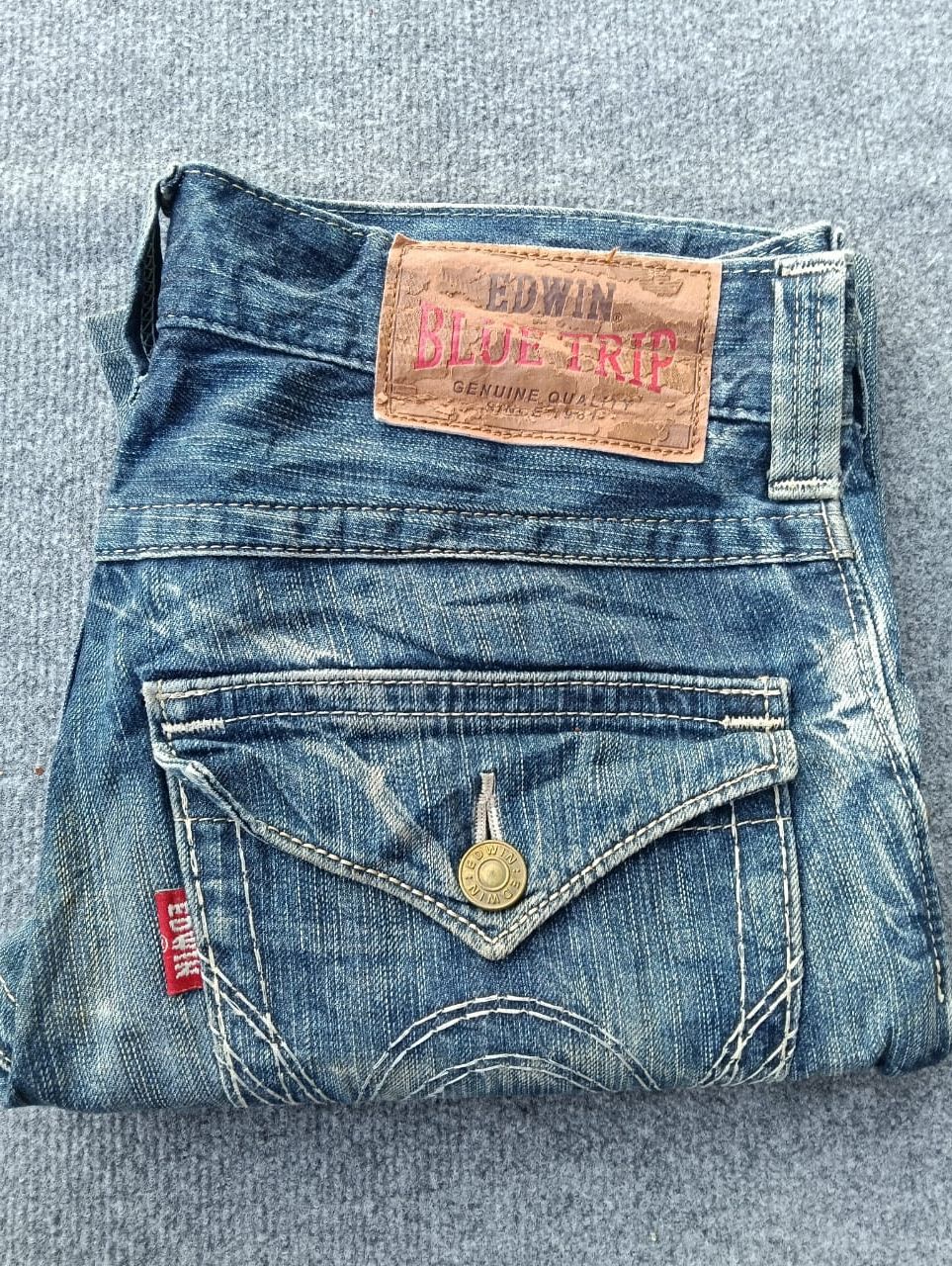 Edwin EDWIN Blue Trip Faded Wash Flare Bootcut Denim Jeans. Size US 32 / EU 48 - 12 Thumbnail