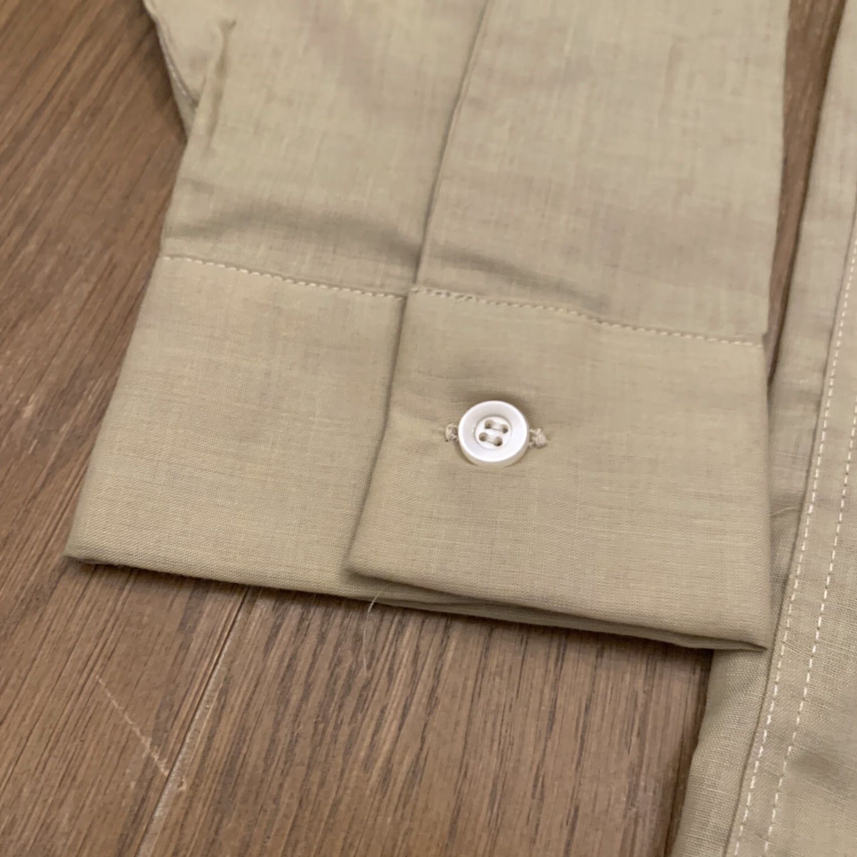 Vintage VINTAGE Belvedere Button-Up Shirt Women L Tan 16-16 1/2 Size L / US 10 / IT 46 - 6 Thumbnail