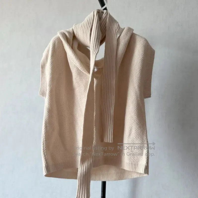 Max Mara MaxMara Beige Wool Short Sleeve Sweater . Size S / US 4 / IT 40 - 1 Thumbnail