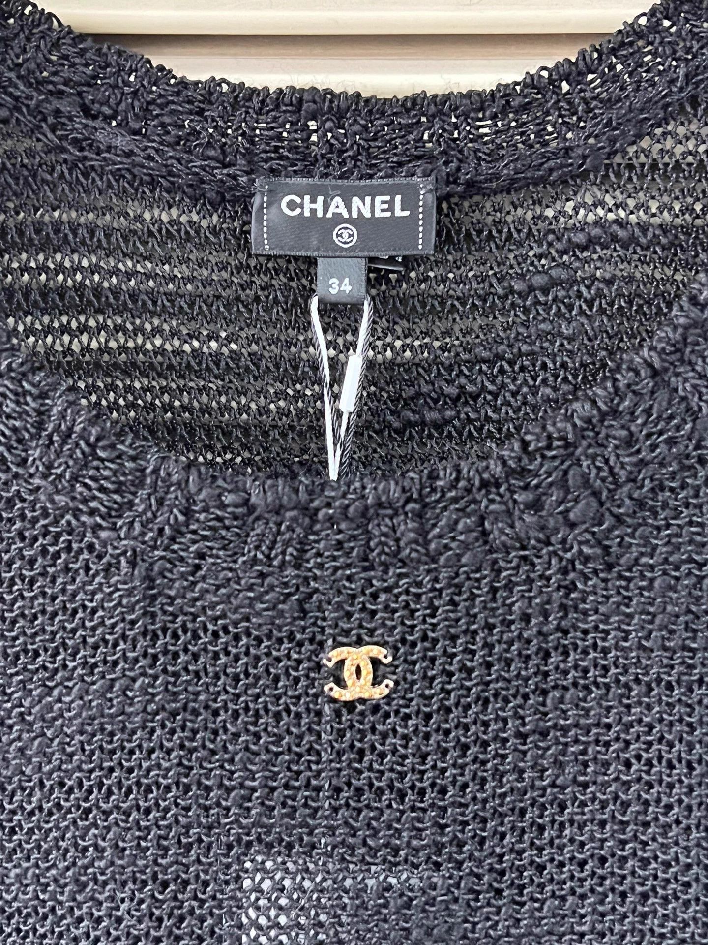 Chanel Chanel 25A Black Gold 34 Women's Knit Vest 3-layer Gold Trim Size XS / US 0-2 / IT 36-38 - 3 Thumbnail