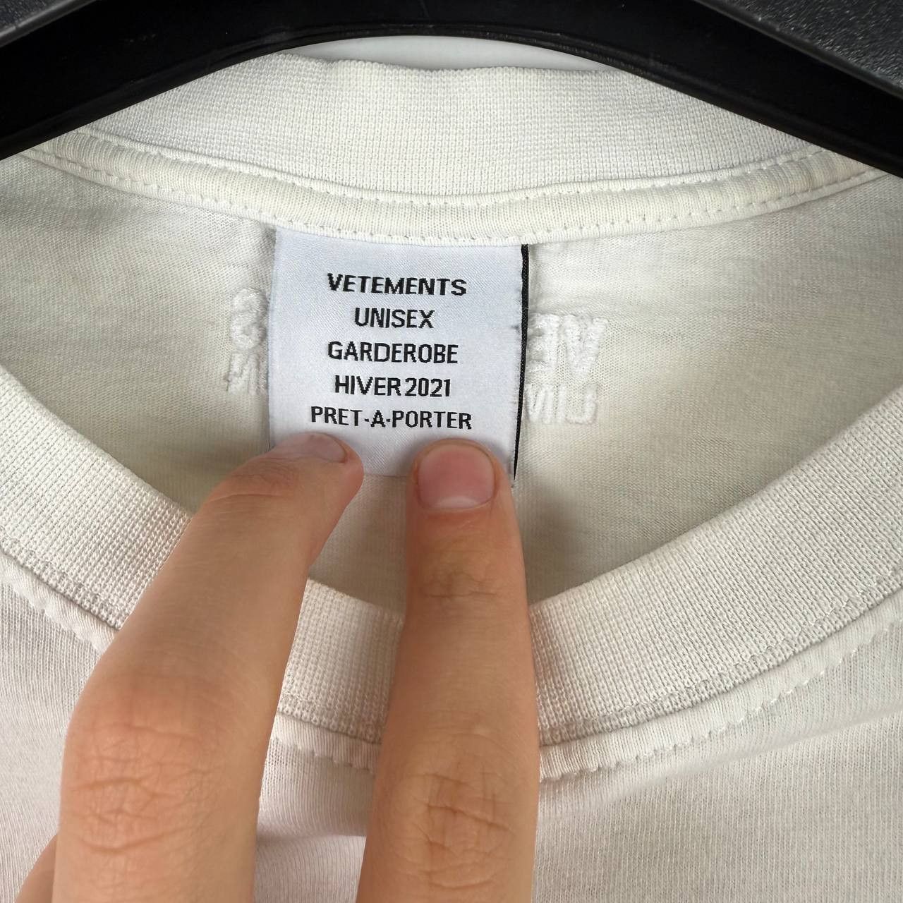 Vetements Vetements “love is “ shirt Size US XS / EU 42 / 0 - 3 Thumbnail