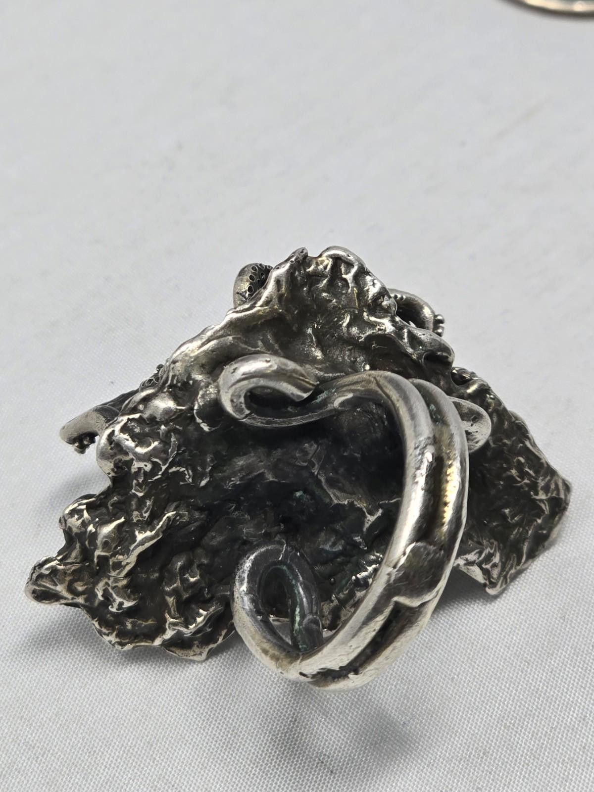 The Unbranded Brand Artisan Sterling Silver Tentacle Statement Ring 7.5 Cthulhu Size ONE SIZE - 7 Thumbnail