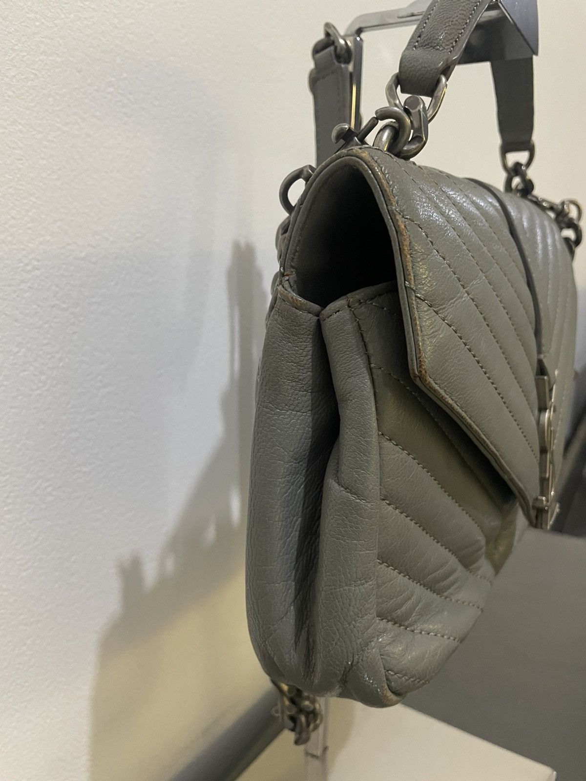 Saint Laurent Paris Saint Laurent College Chevron Leather Bag Size ONE SIZE - 3 Thumbnail