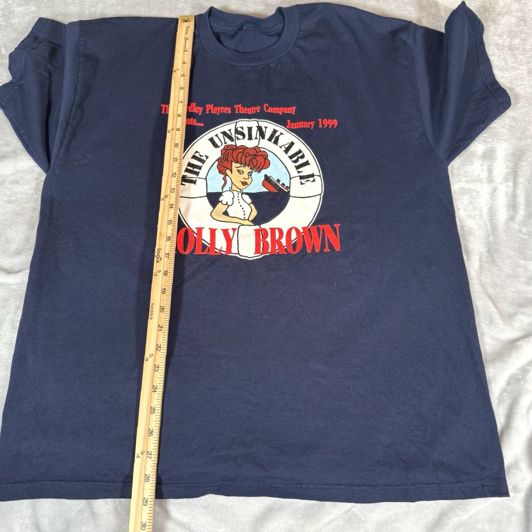 Vintage VINTAGE The Unsinkable Molly Brown Graphic T-Shirt Mens XL Navy Blue 90s Size US XL / EU 56 / 4 - 7 Thumbnail