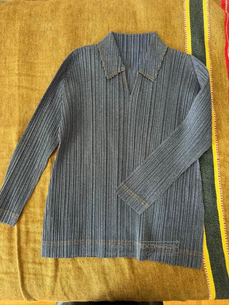 Issey Miyake Issey Miyake Gray Top Size S / US 4 / IT 40 - 1 Thumbnail