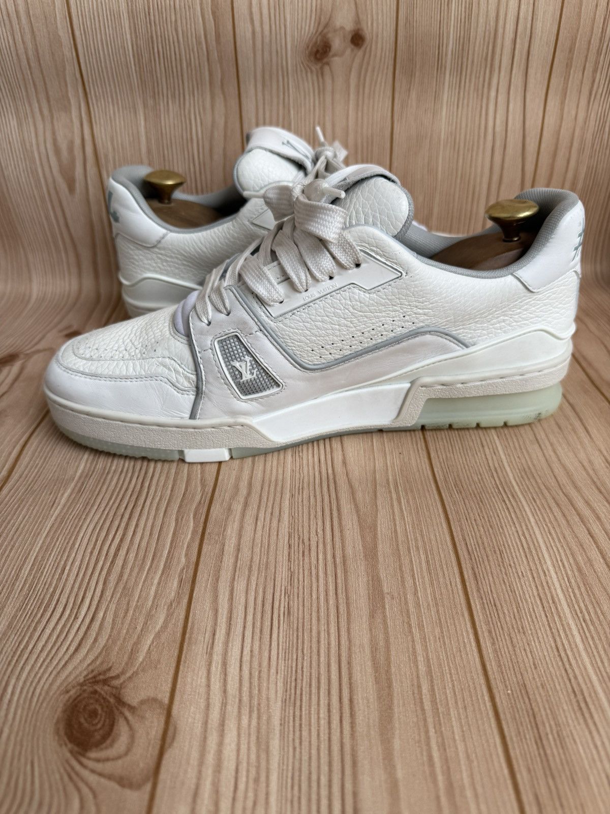 Louis Vuitton White/gray trainers Size US 7 / EU 40 - 17 Thumbnail