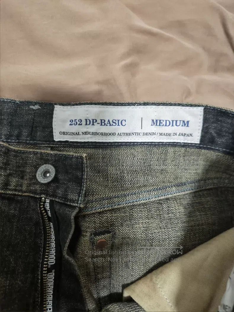 Neighborhood Neighborhood size M jeans Size US 27 - 3 Thumbnail