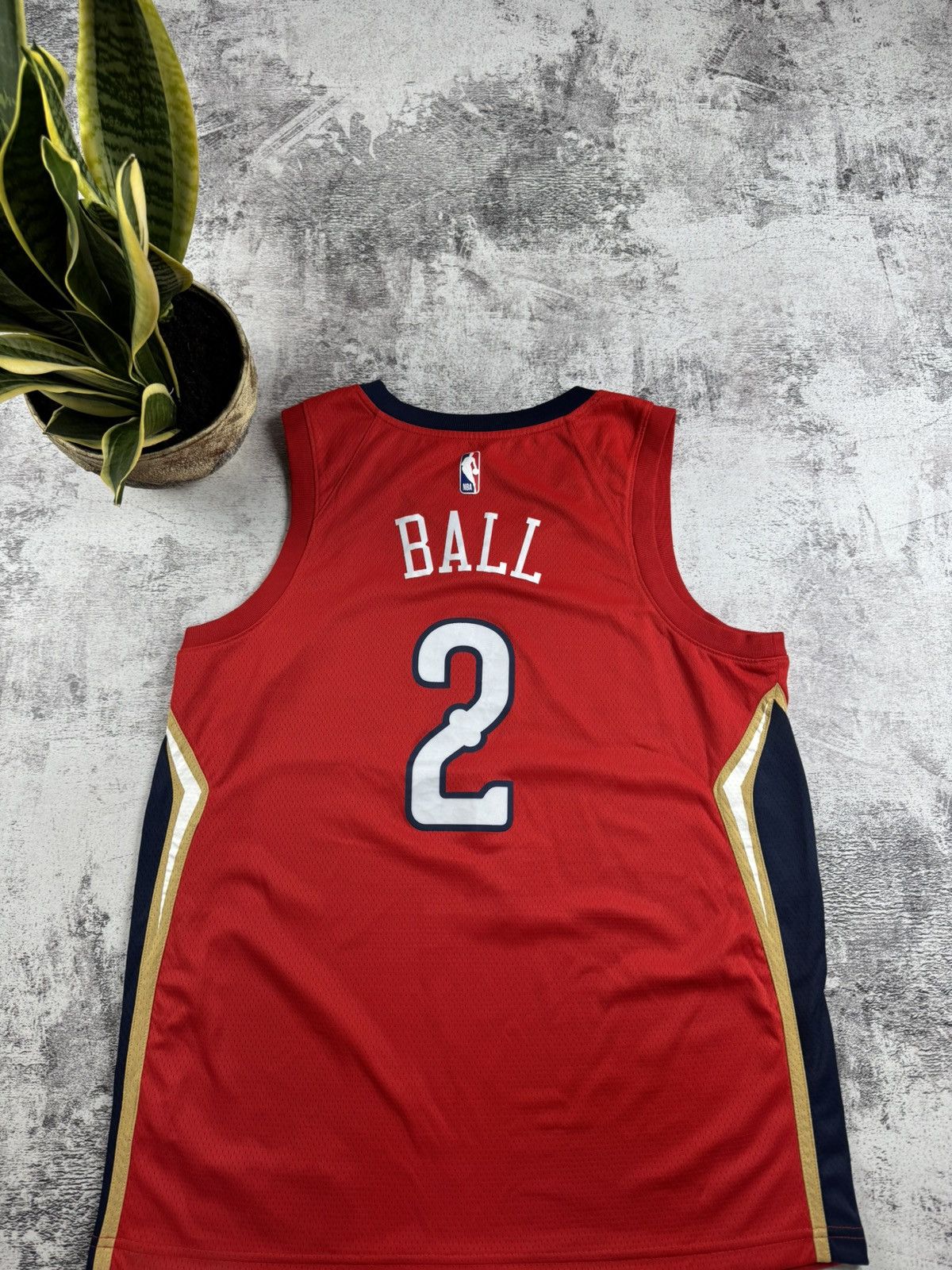 NBA New Orleans Pelicans Nike Jordan #2 Ball Rap Shirt Jersey Size US XL / EU 56 / 4 - 17 Thumbnail