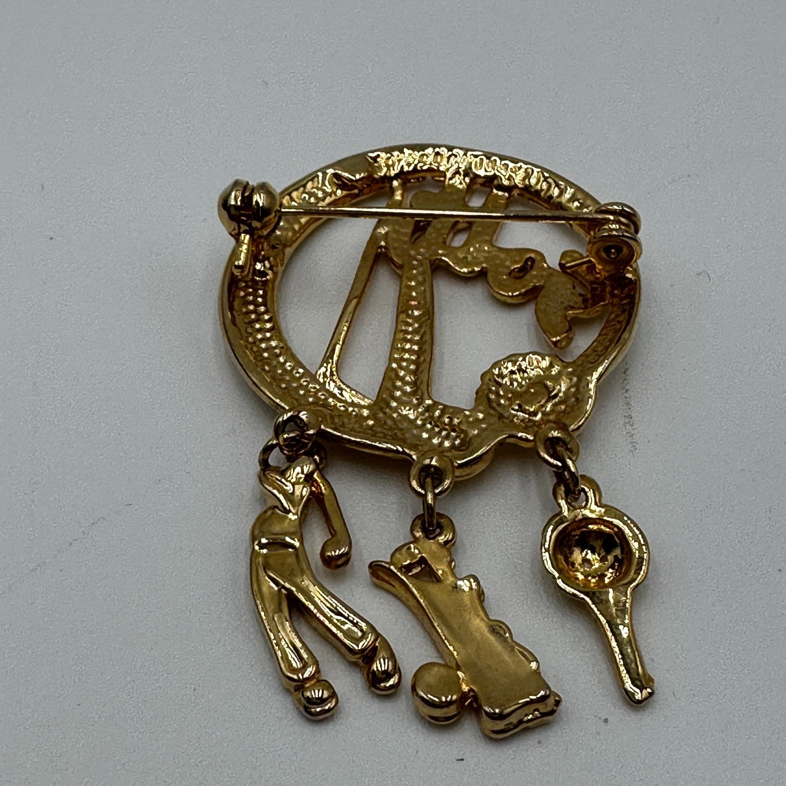 & Other Stories VTG Golf Brooch Dangling Charms Gold Tone Club Ball Golf Bag Size ONE SIZE - 17 Thumbnail