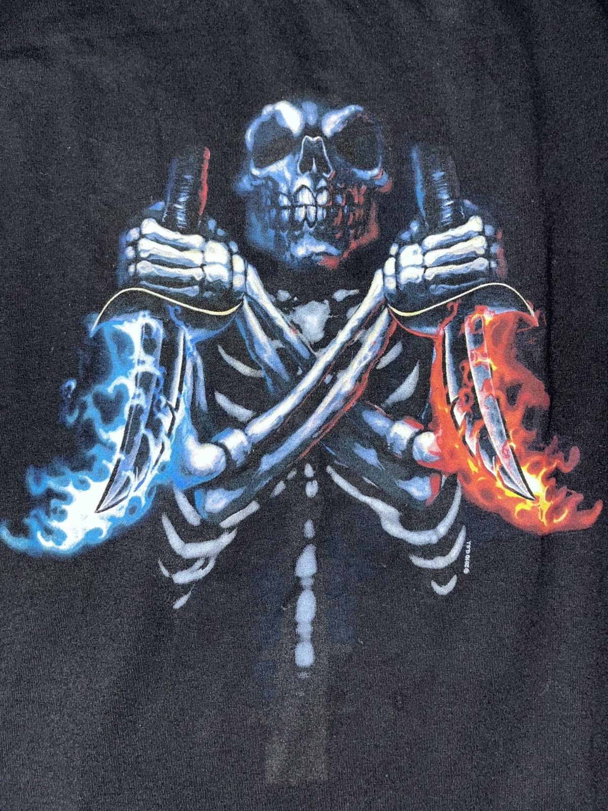 If Six Was Nine Crazy Y2K Faded Thrashed ERD Grunge Flames Knives Skull Tee Size US XL / EU 56 / 4 - 2 Thumbnail