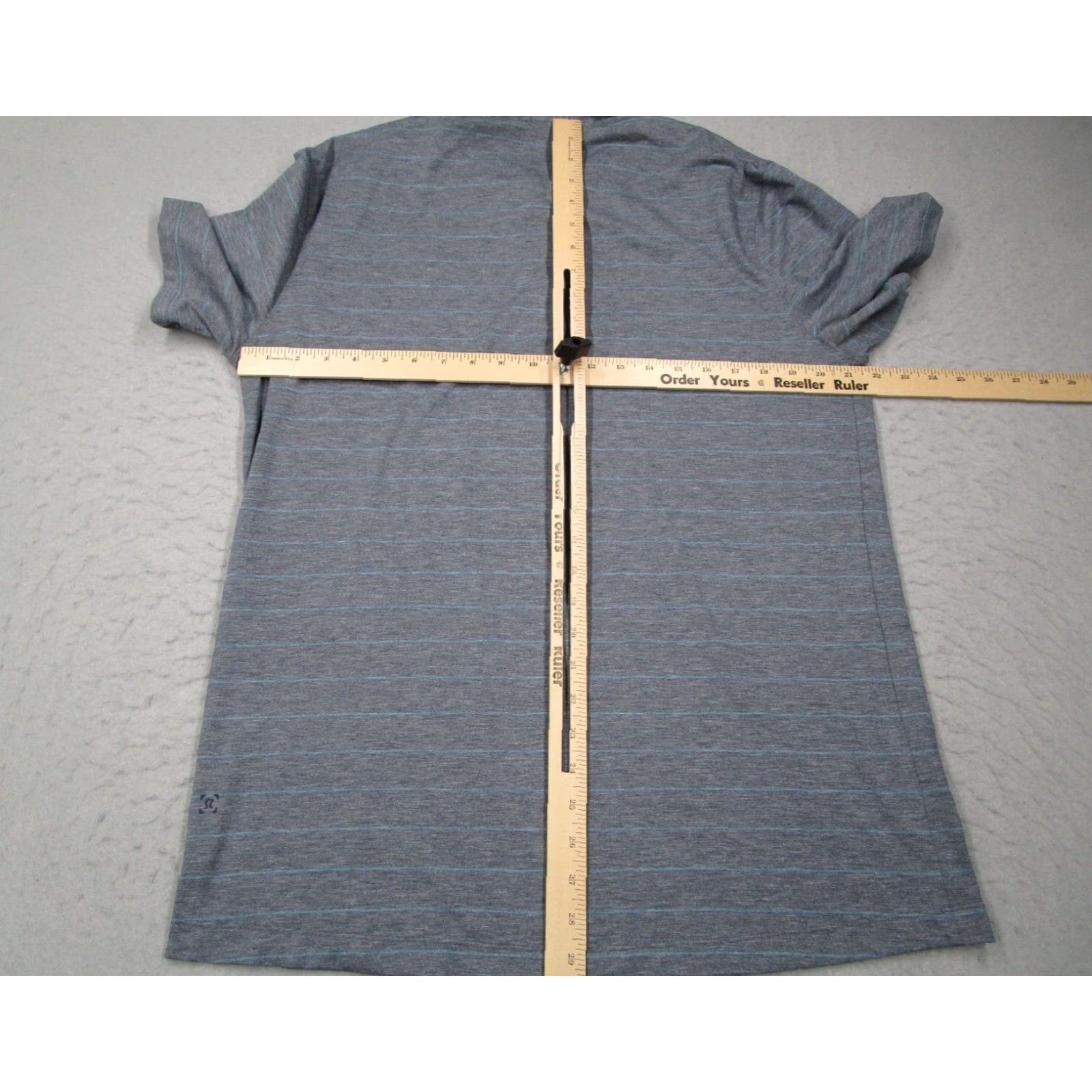 Lululemon Lululemon Shirt Mens Large Blue Striped Polo Golf Beach Active Casual Polo Shirt Size US L / EU 52-54 / 3 - 5 Thumbnail