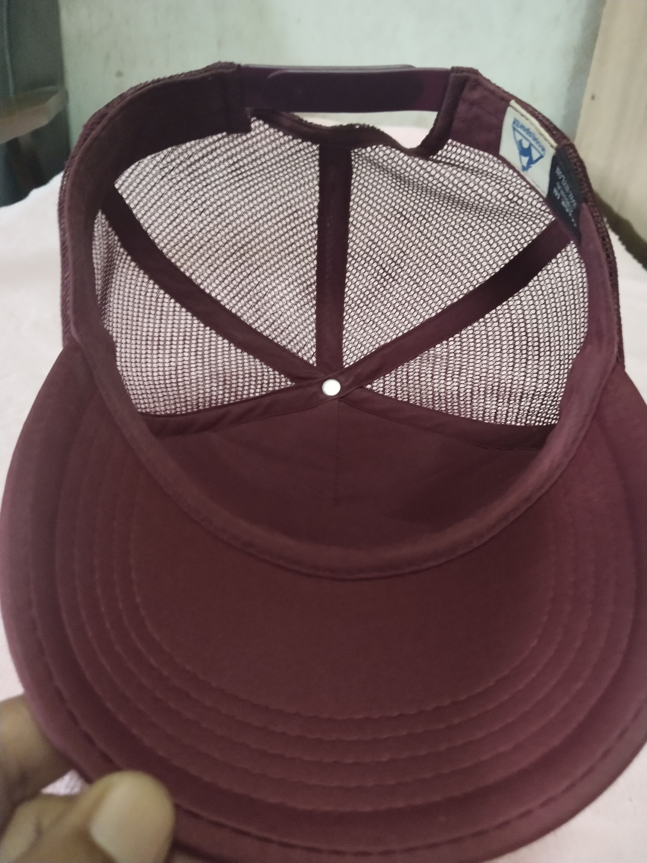 Le Coq Sportif RARE BIG EMBROIDERY GOLD LECOQSPORTIF TRUCKER HAT Size ONE SIZE - 7 Thumbnail