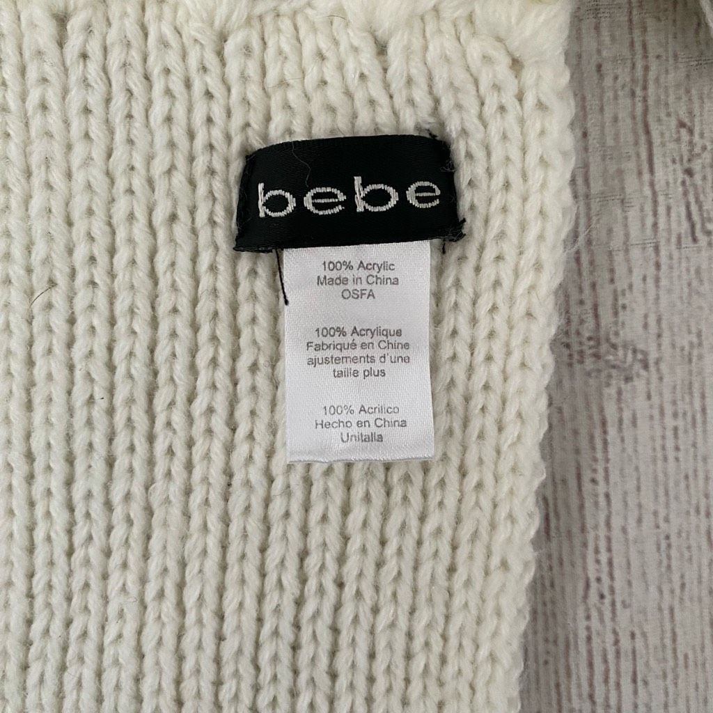 Bebe Bebe women OS Winter beanie and scarf white w/black writing Size ONE SIZE - 10 Thumbnail