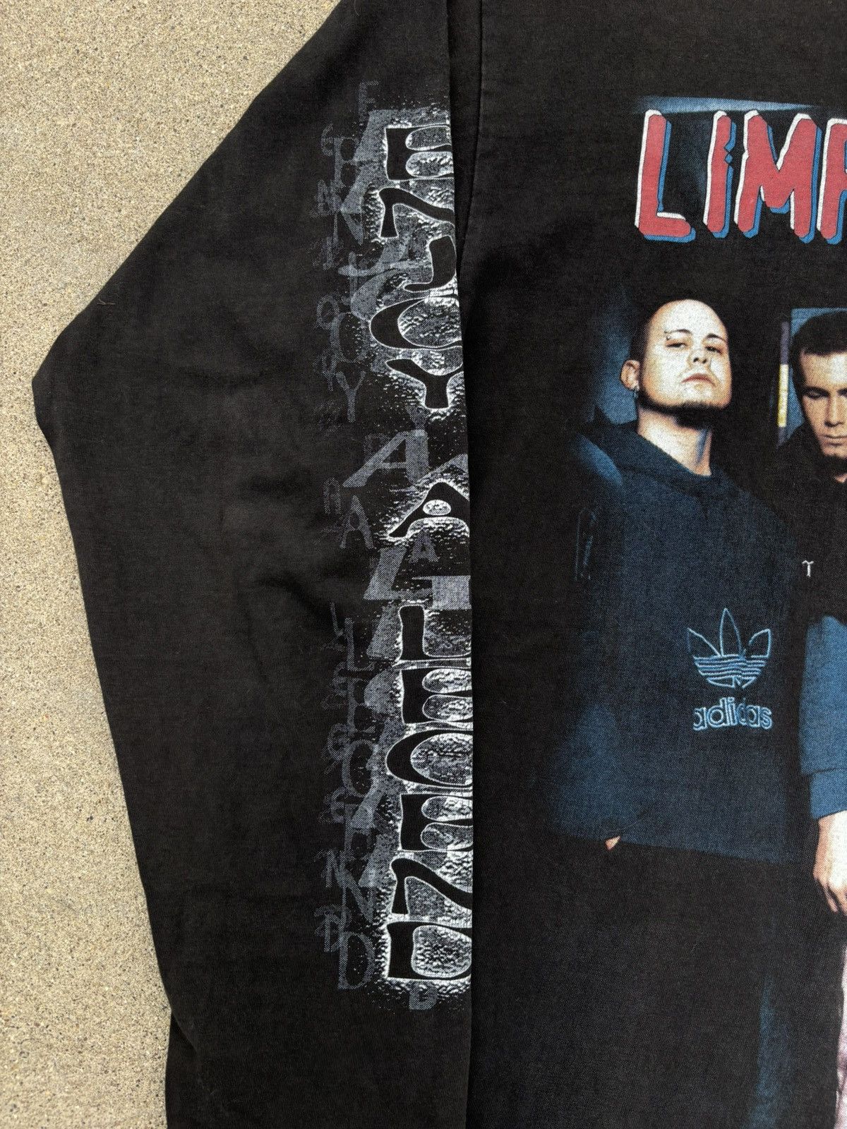 Band Tees RARE Vintage 90s Limp Bizkit Enjoy A Legend LS Band T Shirt Size US L / EU 52-54 / 3 - 3 Thumbnail