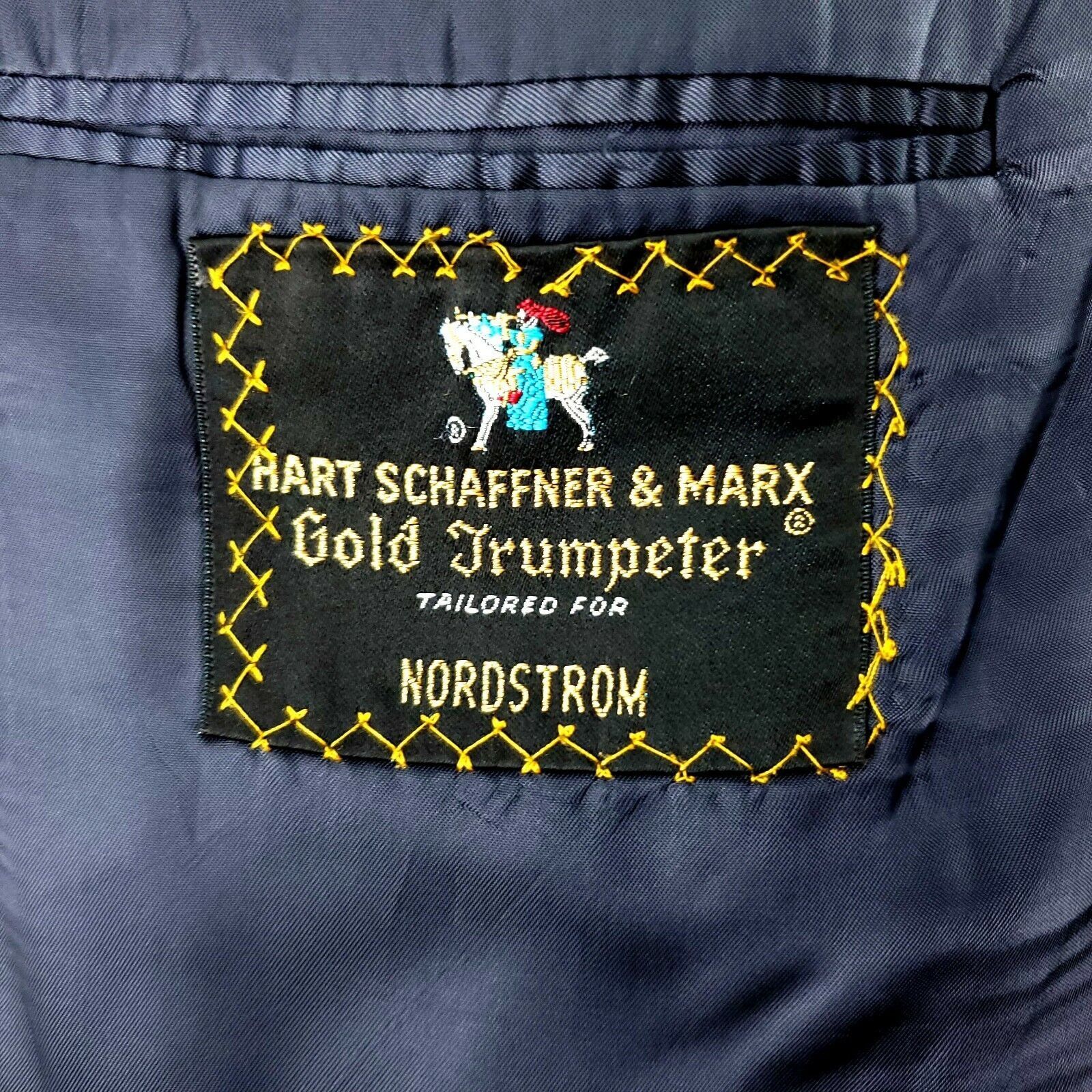 Hart Schaffner Marx Hart Schaffner Marx Gold Trumpeter 2 Button 40R Gray Wool Bl Size 40R - 7 Thumbnail