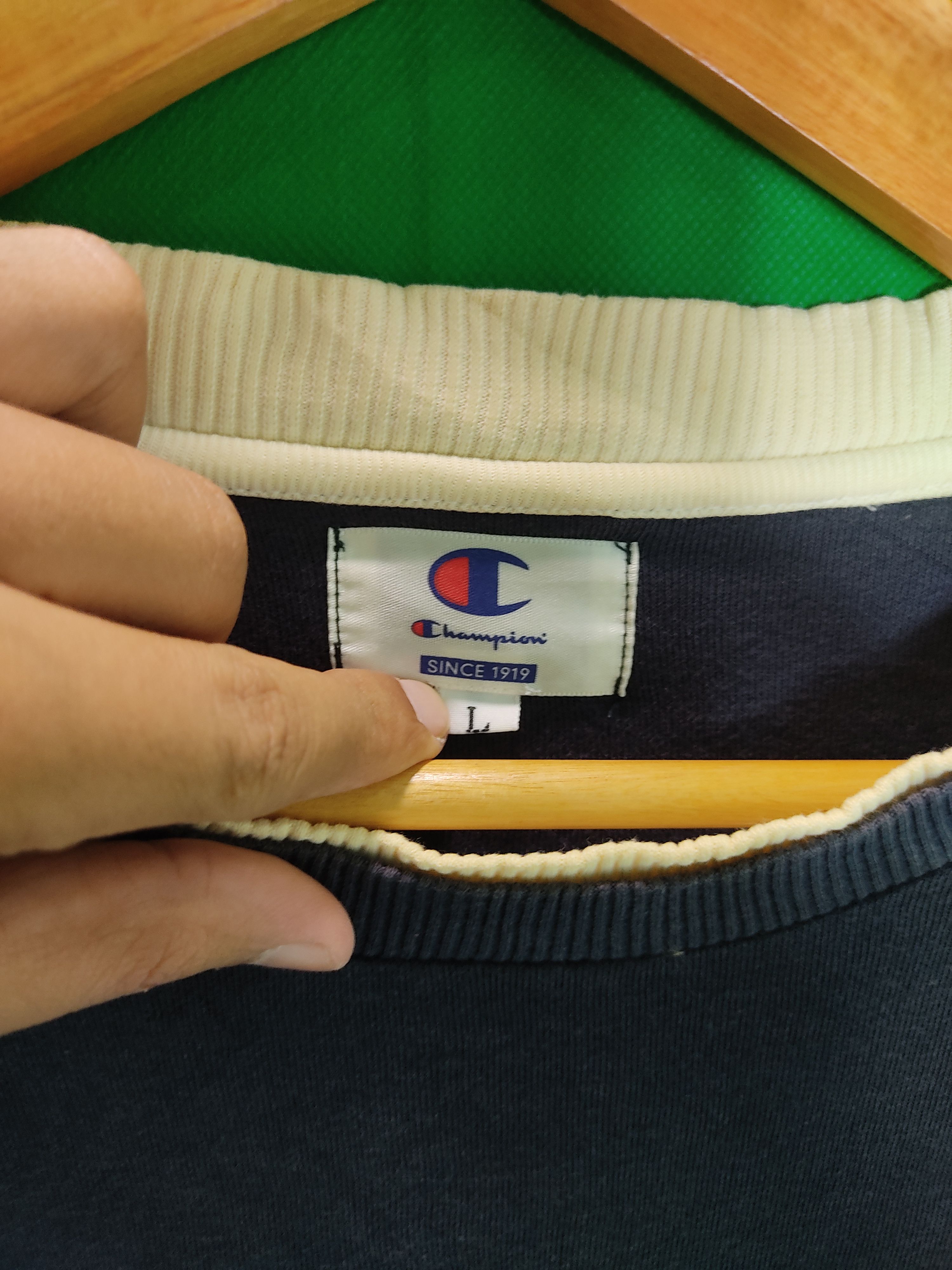 Champion Vintage Champion Crewneck sweatshirt Size US L / EU 52-54 / 3 - 9 Thumbnail