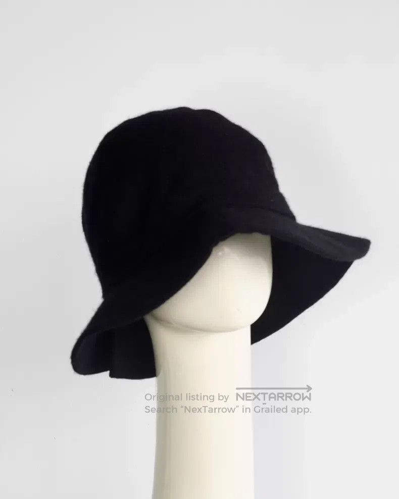 Yohji Yamamoto Yohji Yamamoto White line pleated wool hat Size ONE SIZE - 5 Thumbnail