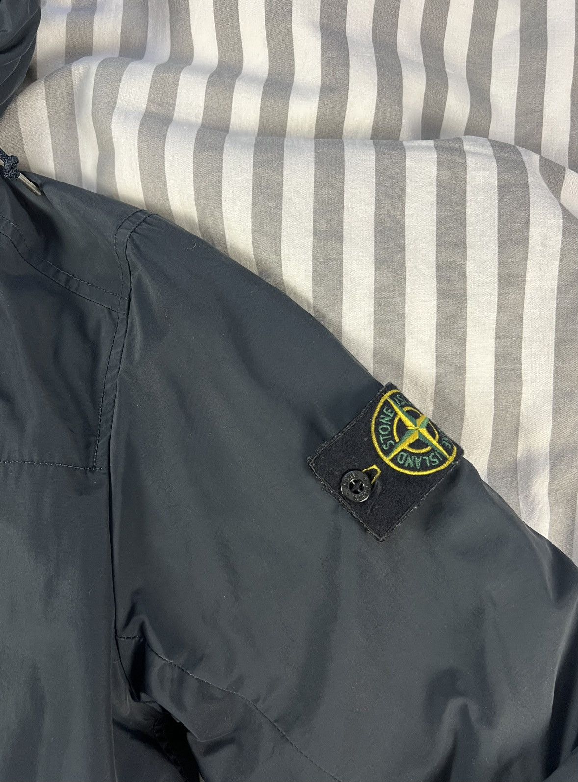 Stone Island Stone Island | Micro Reps Down TC | Dark Navy | Size S Size US S / EU 44-46 / 1 - 12 Thumbnail
