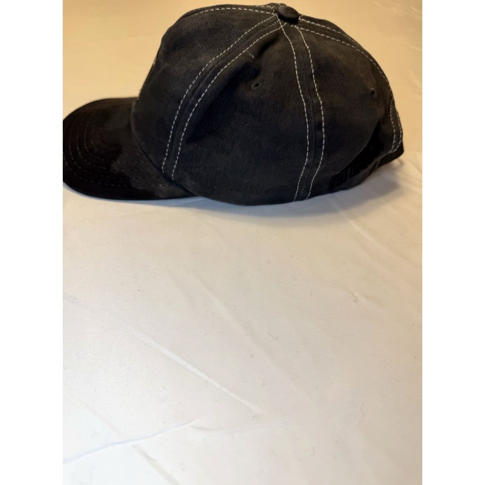 PGA Tour VINTAGE GREG NORMAN Golf PGA Tour Shark Attack Cap Hat Black Leather Band Adjustable Men Size ONE SIZE - 2 Thumbnail